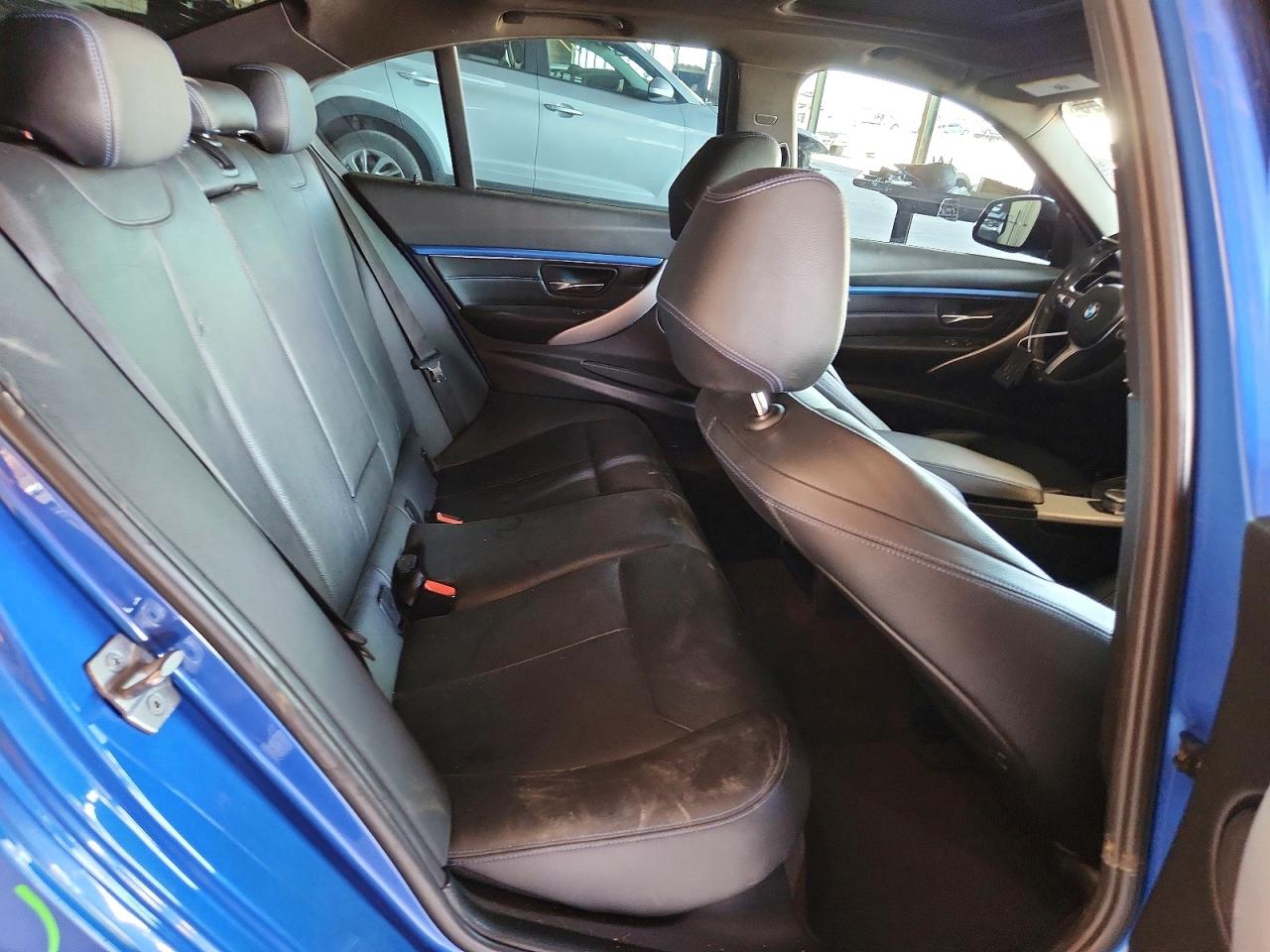 2018 Bmw 340 Xi Blue vin: WBA8B7C58JA411894