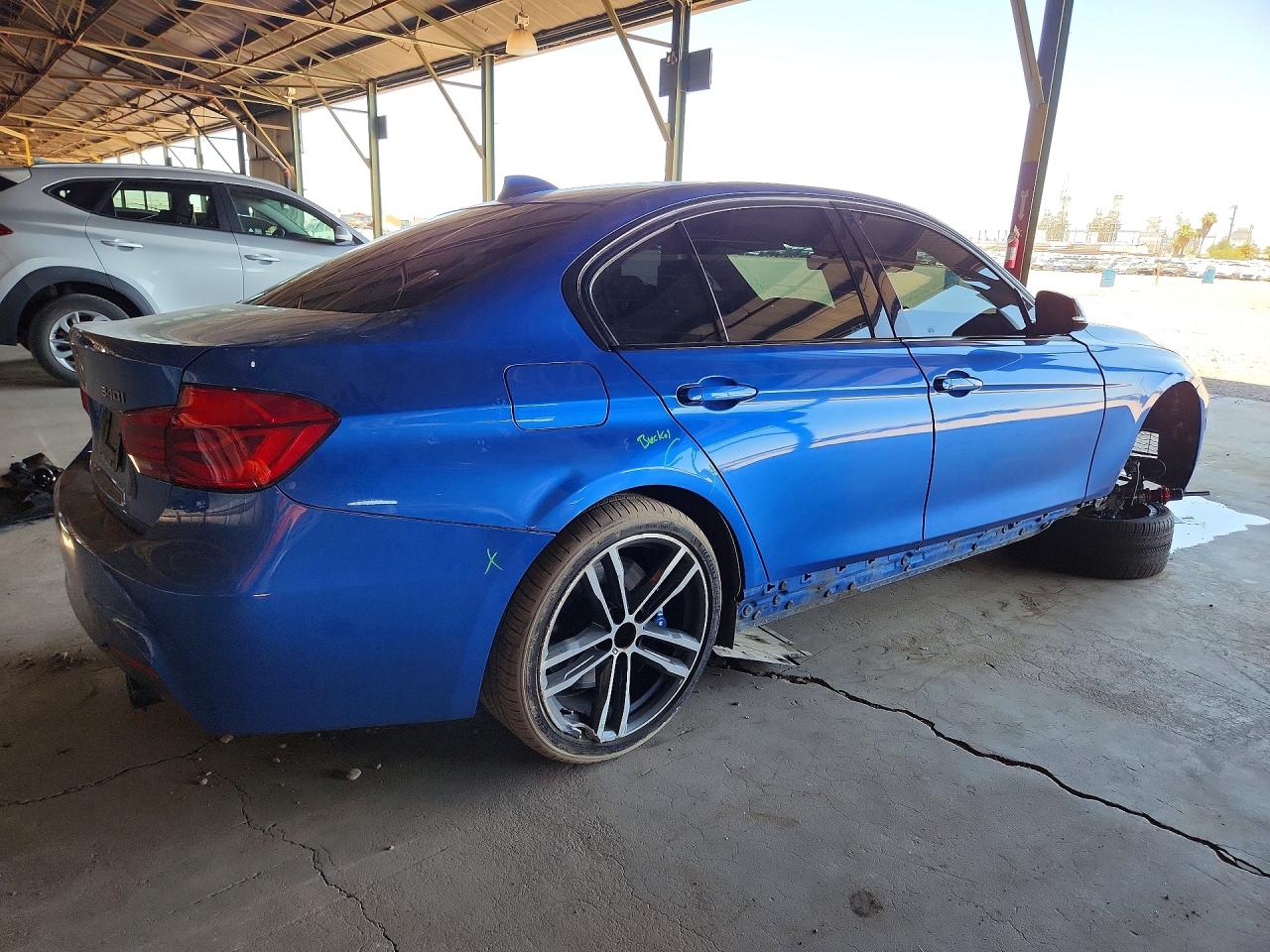 2018 Bmw 340 Xi Blue vin: WBA8B7C58JA411894