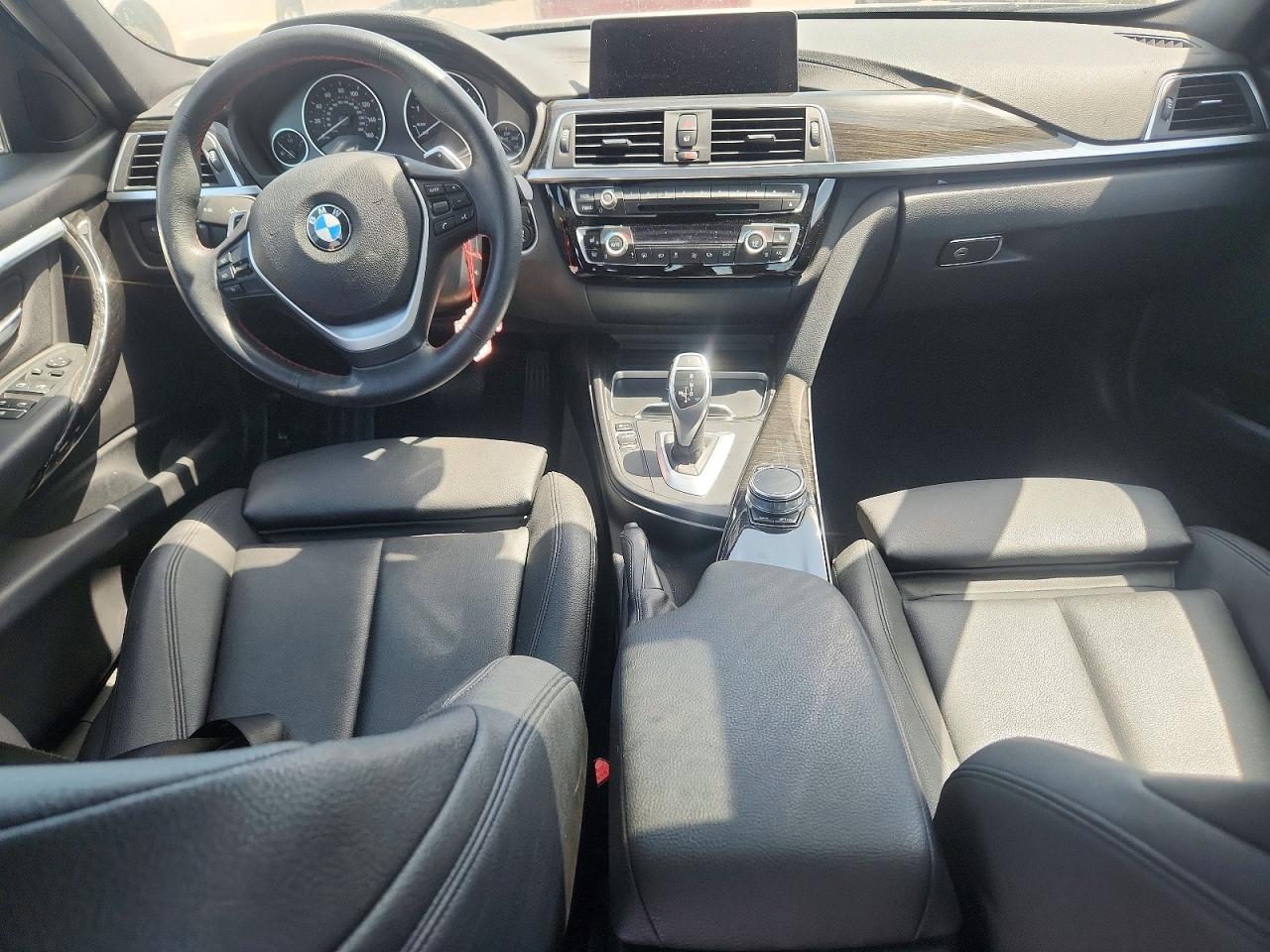 2018 Bmw 330 I Black vin: WBA8B9C52JAE22341