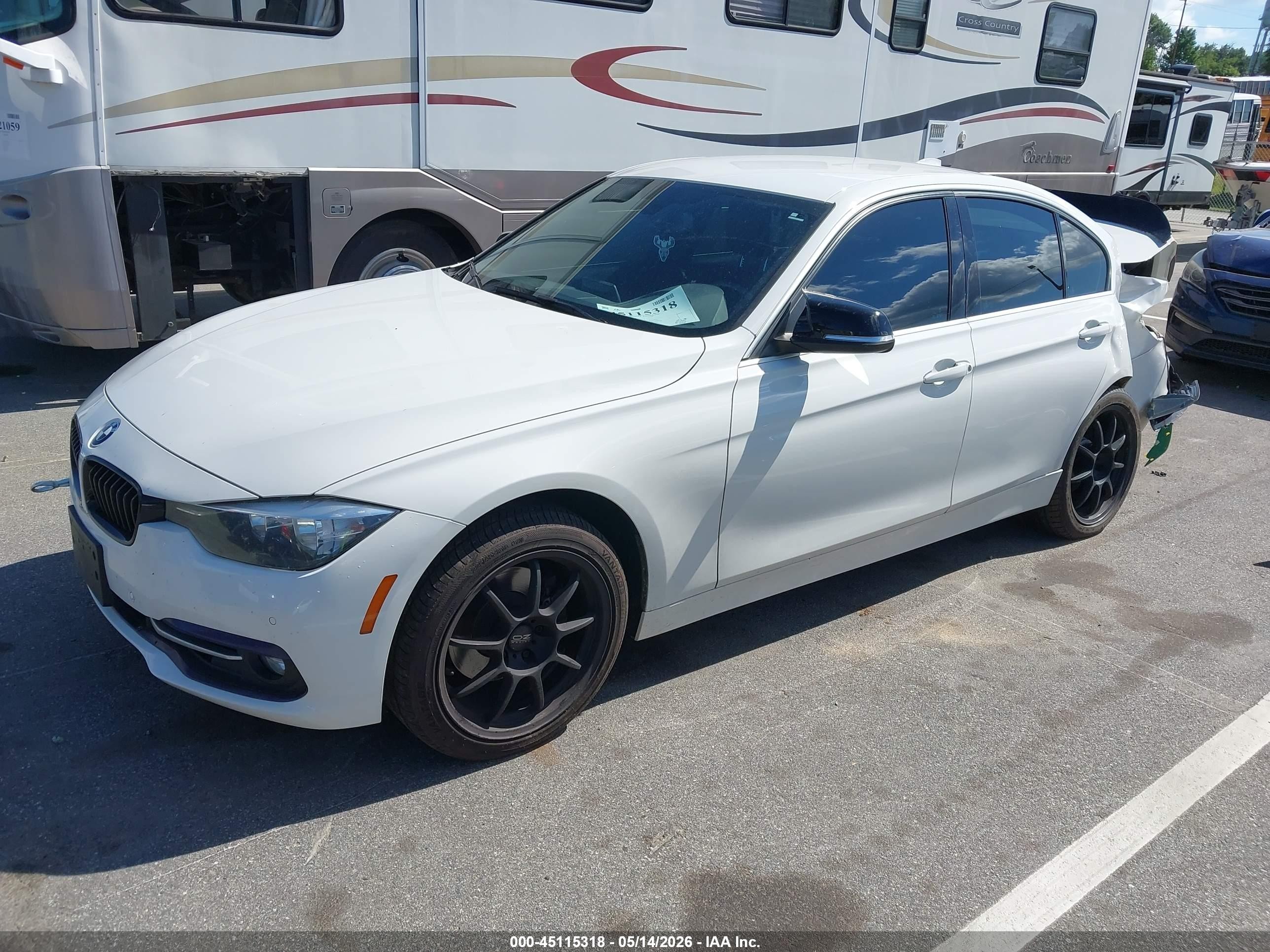 2017 Bmw 330i White vin: WBA8B9G30HNU57047