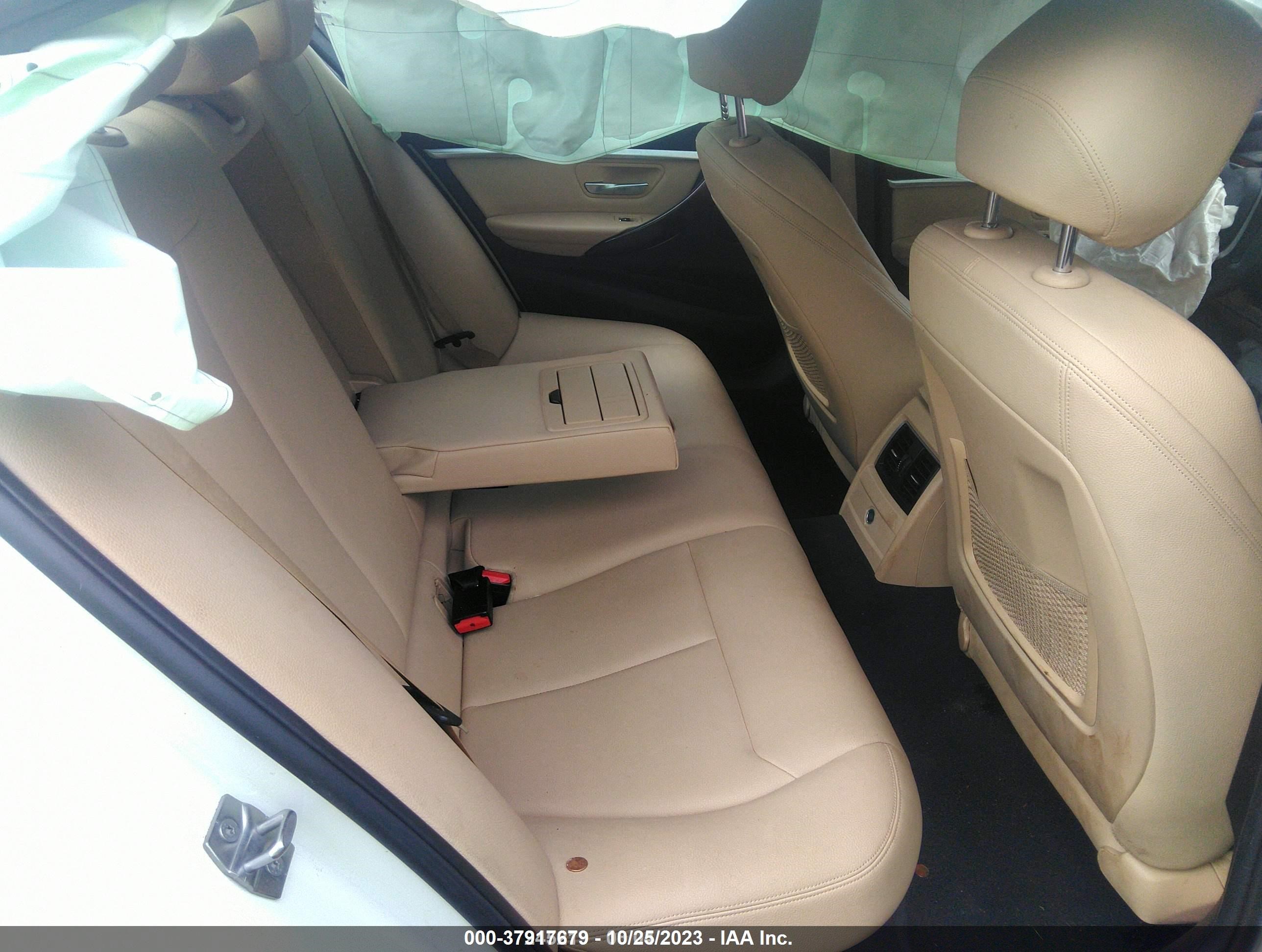 2017 Bmw 330i White vin: WBA8B9G32HNU53856