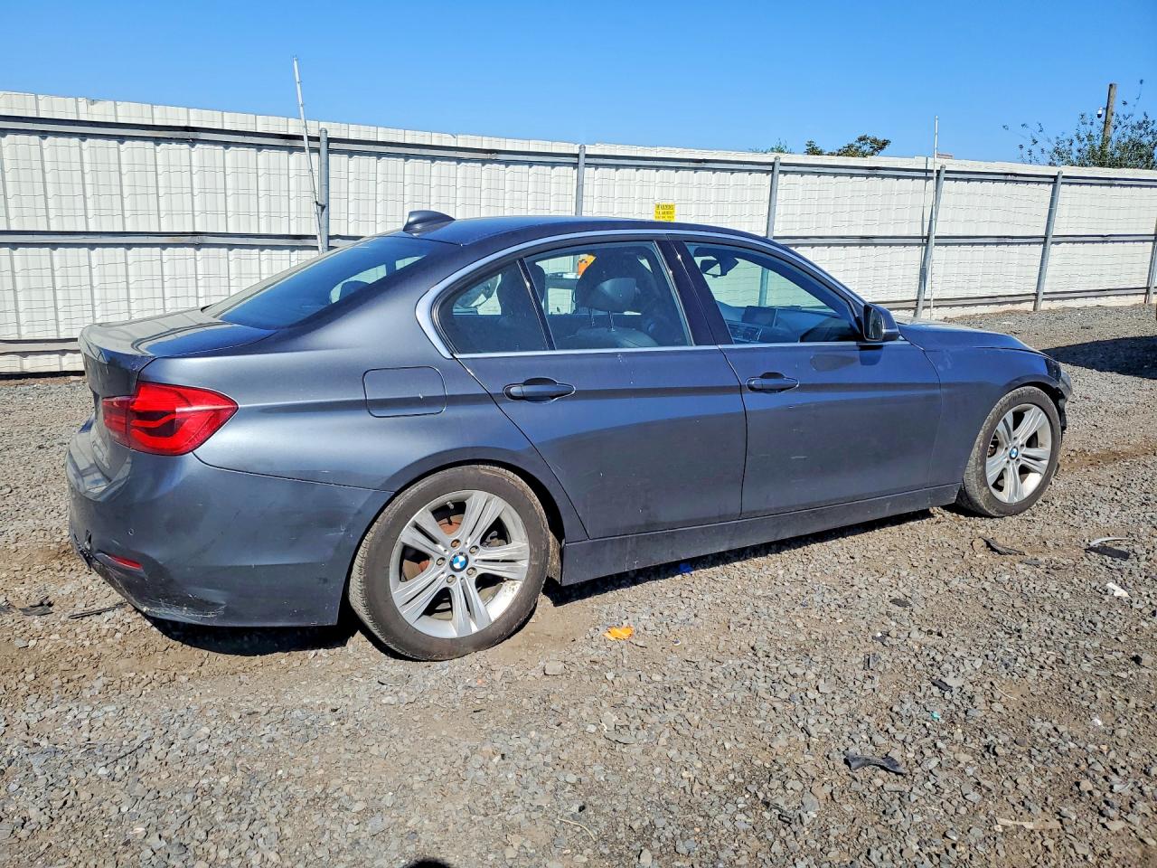 2017 Bmw 330 Xi Gray vin: WBA8D9C55HA003725