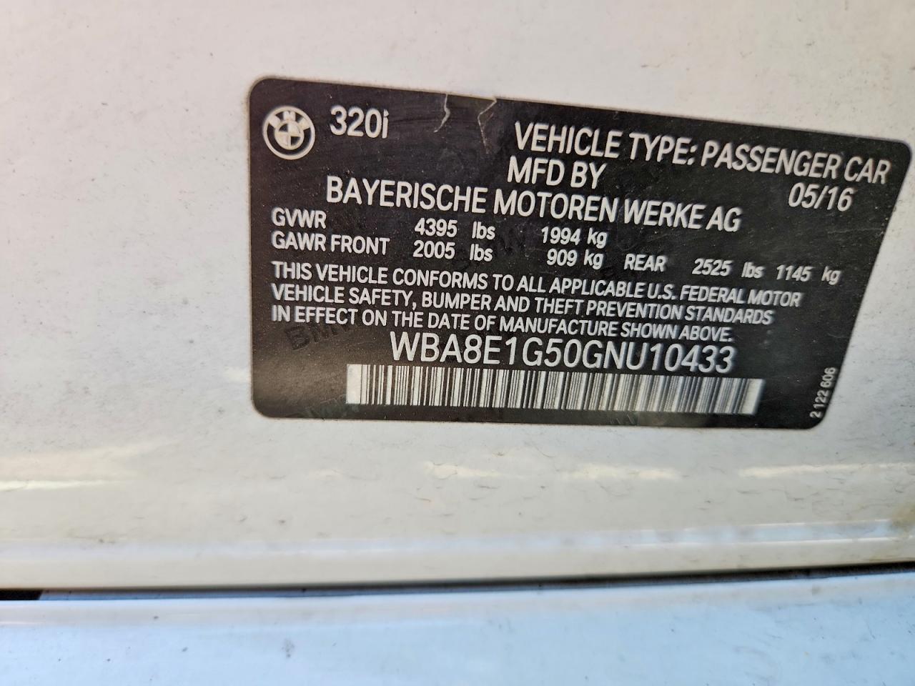 2016 Bmw 320 I Белый vin: WBA8E1G50GNU10433