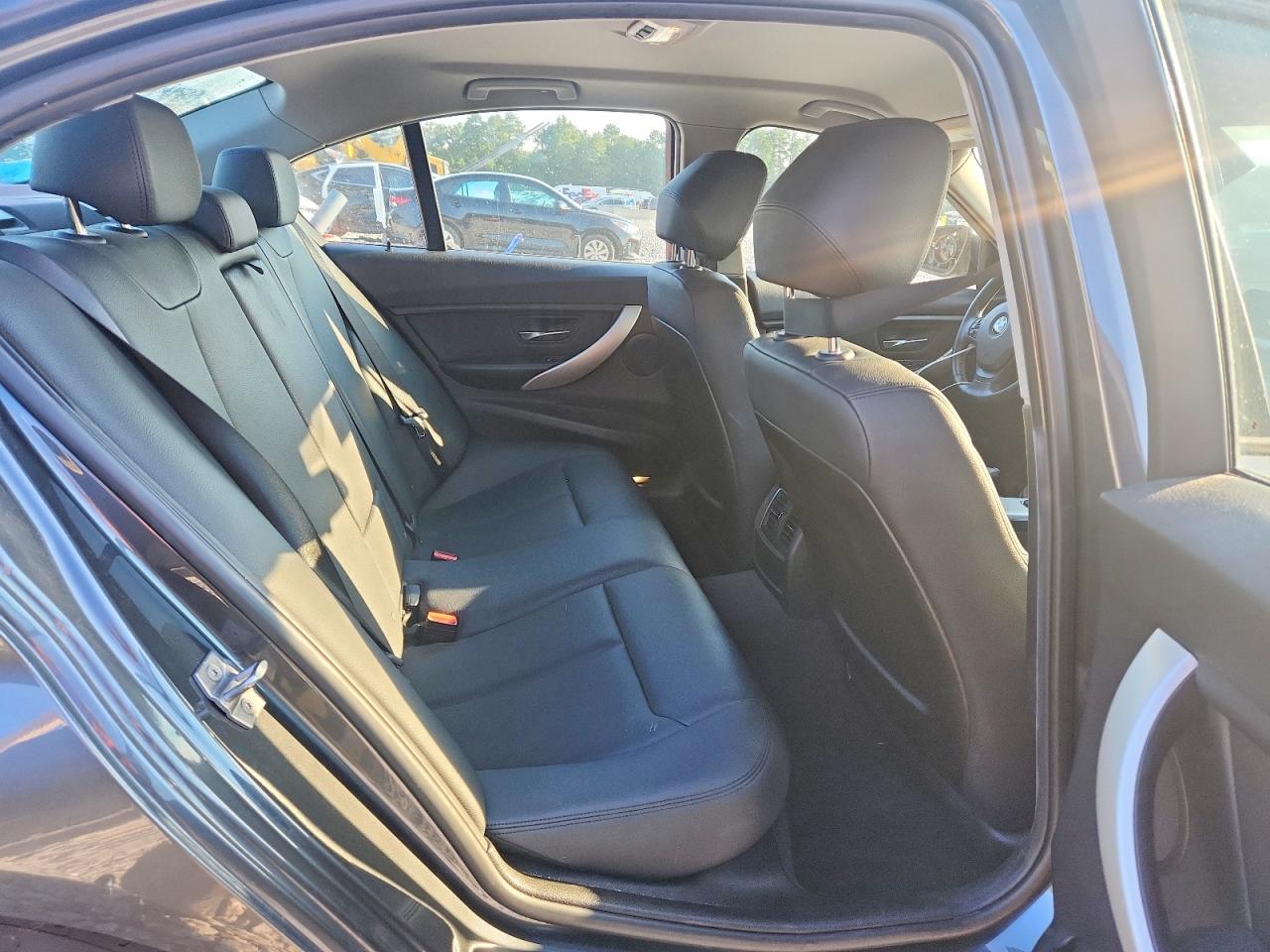 2017 Bmw 320 I Gray vin: WBA8E1G57HNU13461