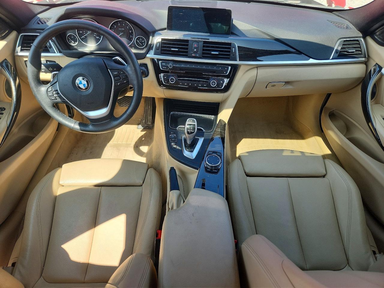 2016 Bmw 328 Xi Sulev Red vin: WBA8E3C5XGK500434
