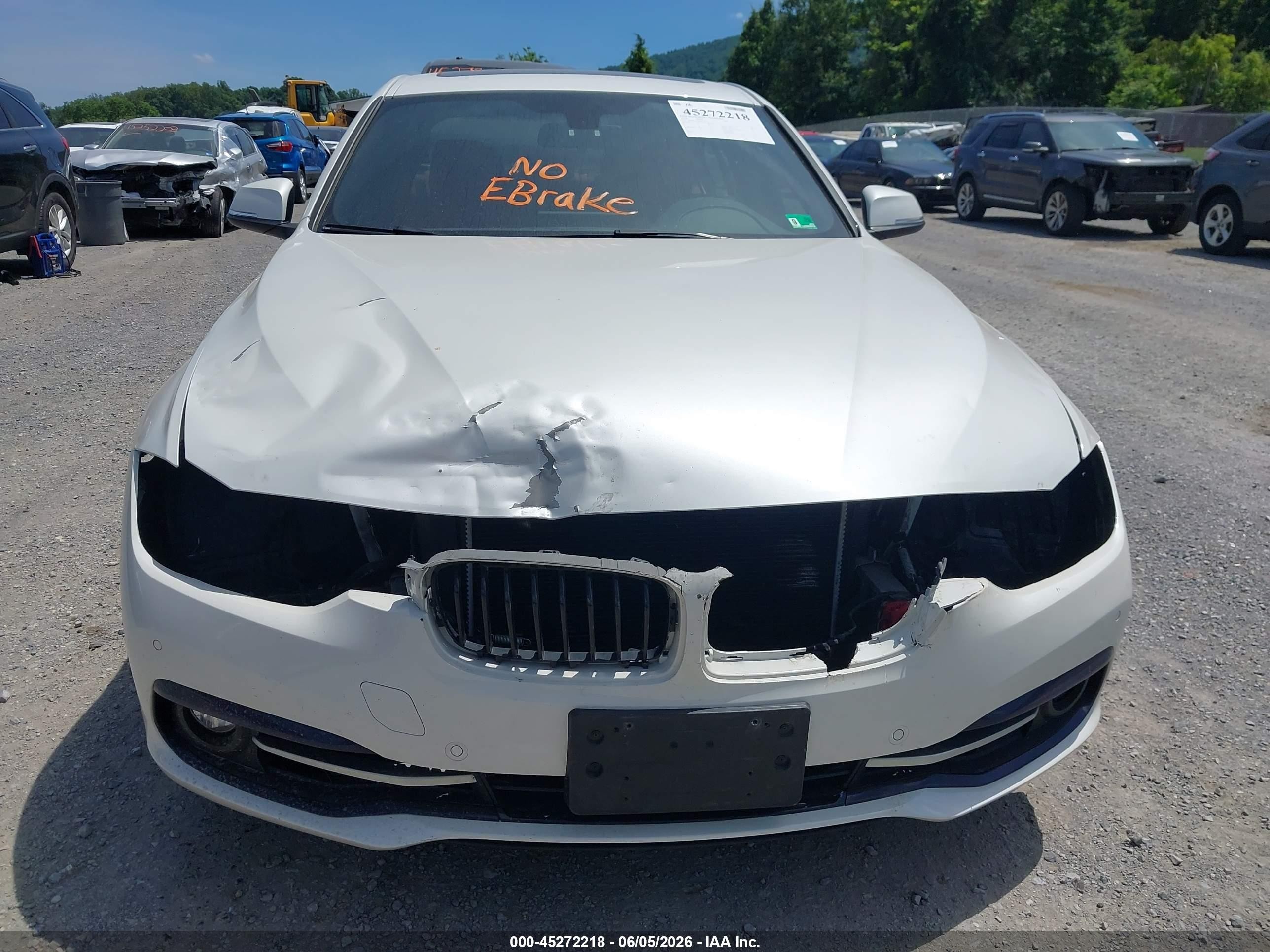 2016 Bmw 328i Xdrive Белый vin: WBA8E3G50GNT79258