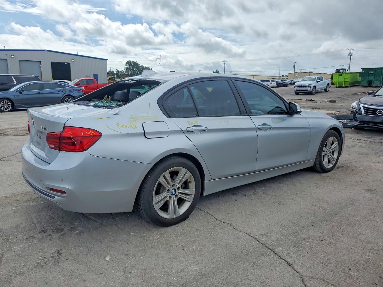 2016 Bmw 328 Xi Sulev Серебряный vin: WBA8E3G52GNT80217