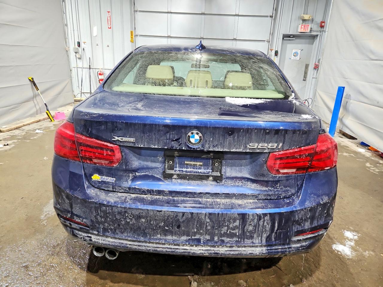 2016 Bmw 328 Xi Sulev Синий vin: WBA8E3G5XGNU05462