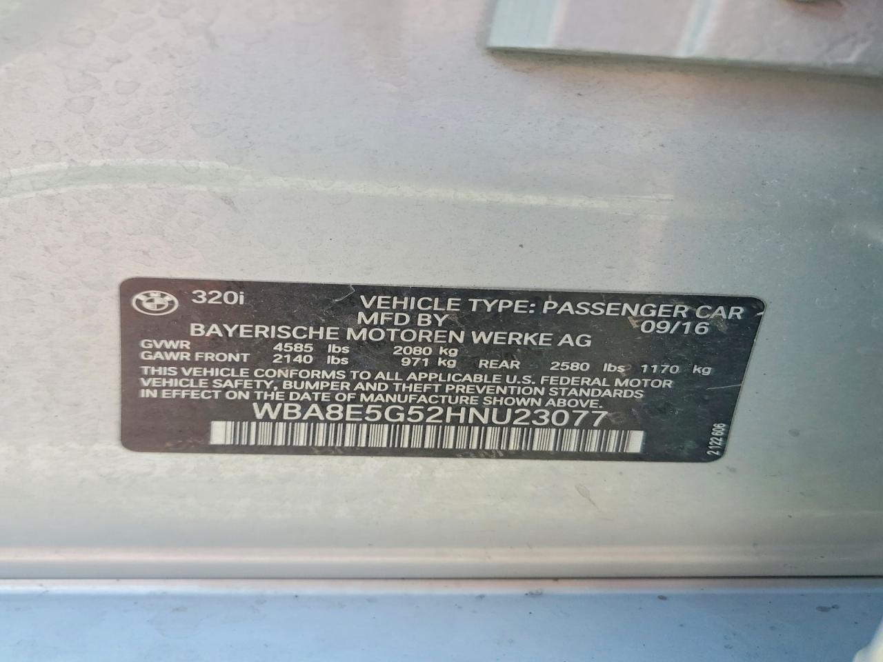 2017 Bmw 320 Xi Silver vin: WBA8E5G52HNU23077