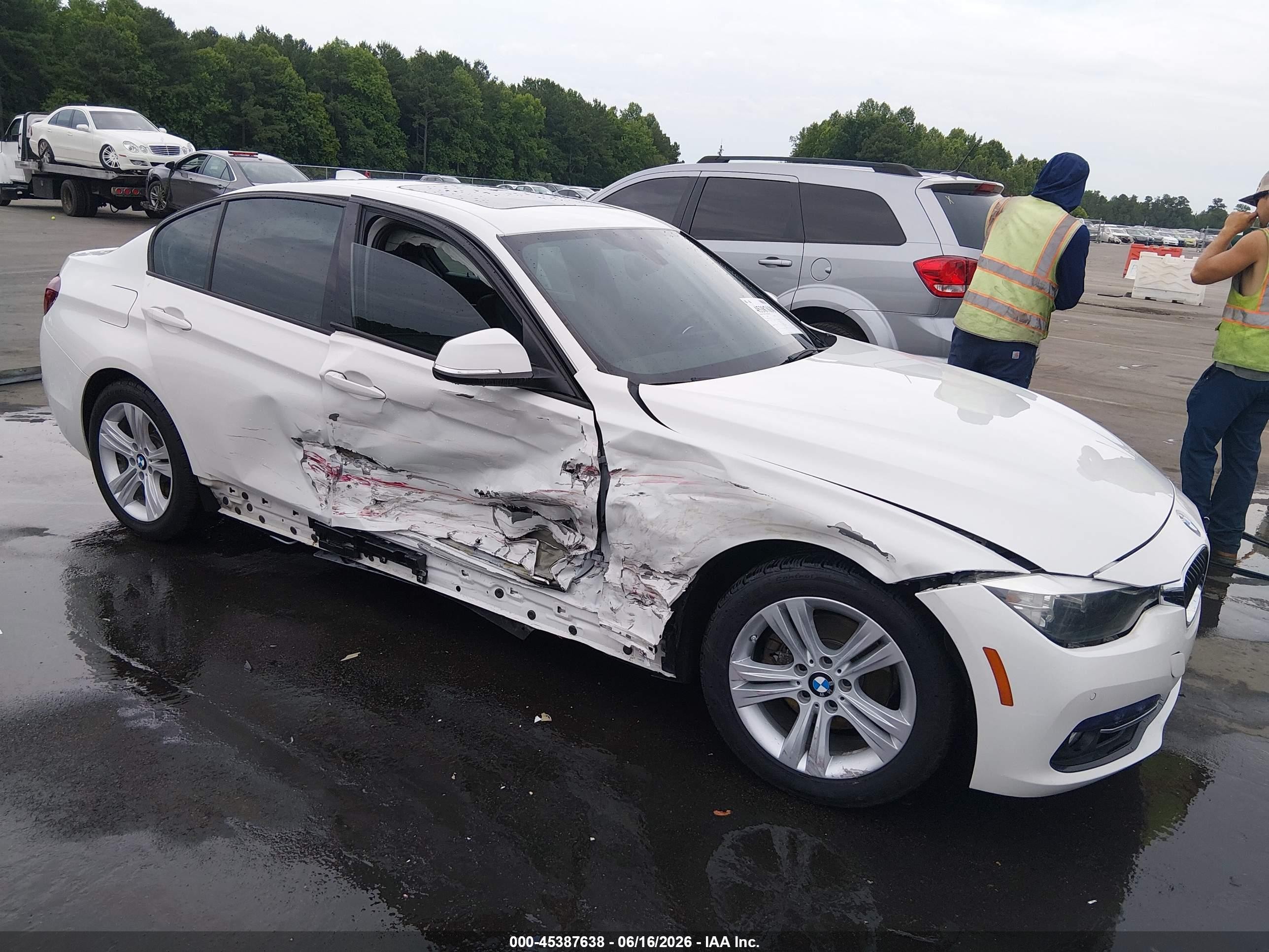 2016 Bmw 3 Series 328i Белый vin: WBA8E9C59GK603945