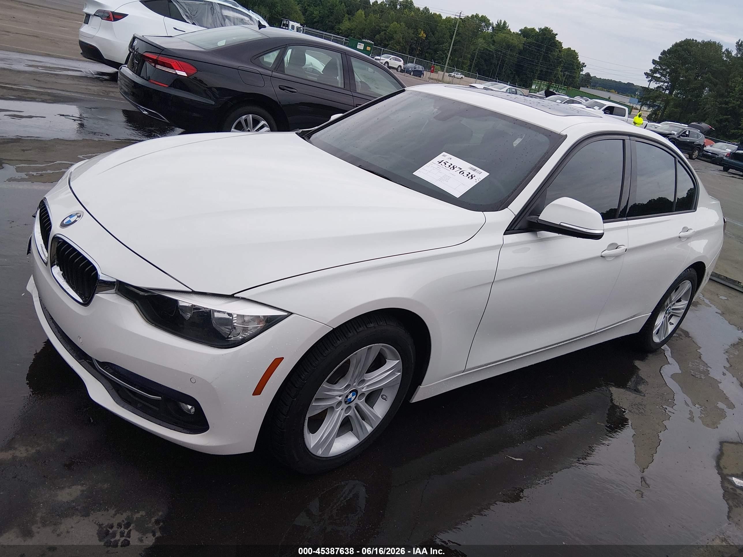 2016 Bmw 3 Series 328i Белый vin: WBA8E9C59GK603945