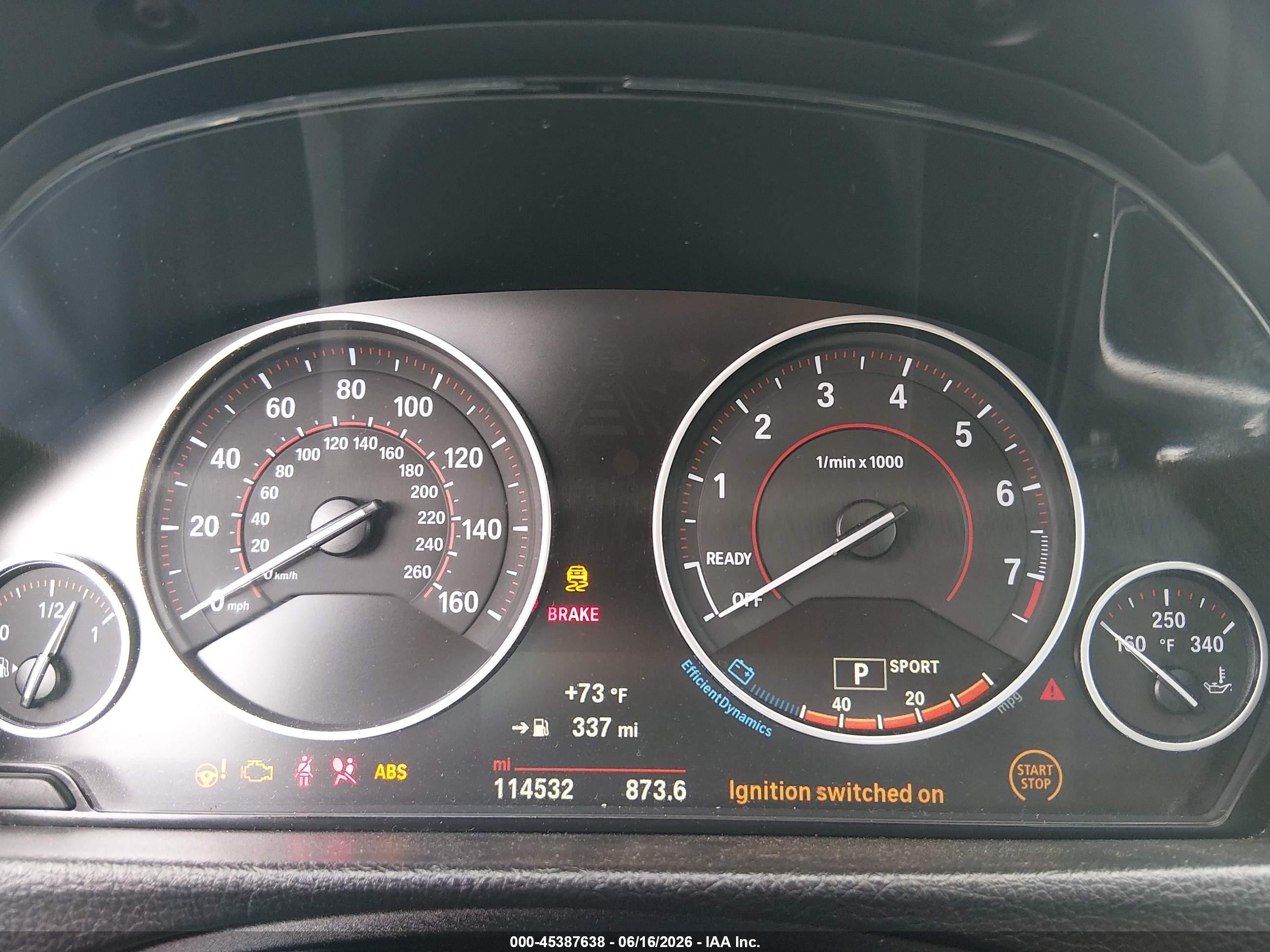 2016 Bmw 3 Series 328i Белый vin: WBA8E9C59GK603945