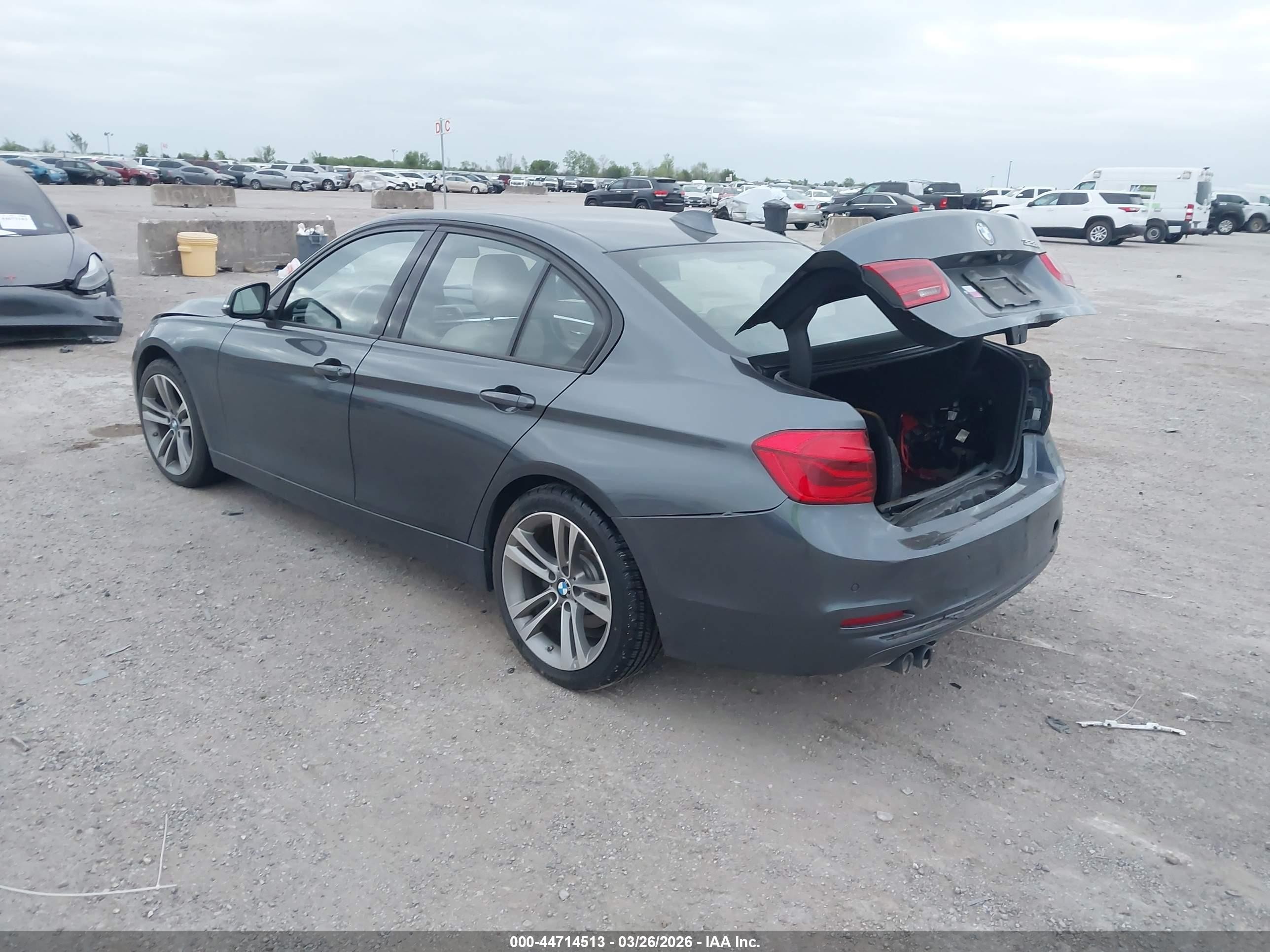 2016 Bmw 328i   Серый vin: WBA8E9G50GNT45226