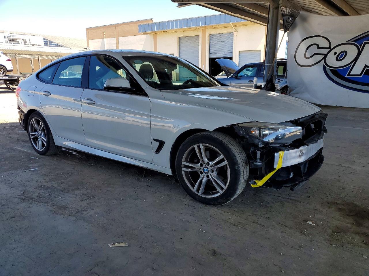 2015 Bmw 328 Xigt Sulev Белый vin: WBA8Z5C5XFGS36987