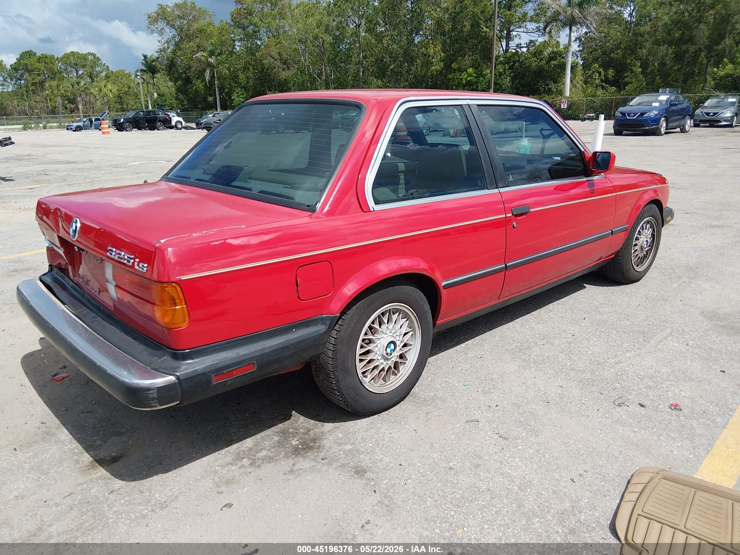 1987 Bmw 325 Is Red vin: WBAAA1304H2323015