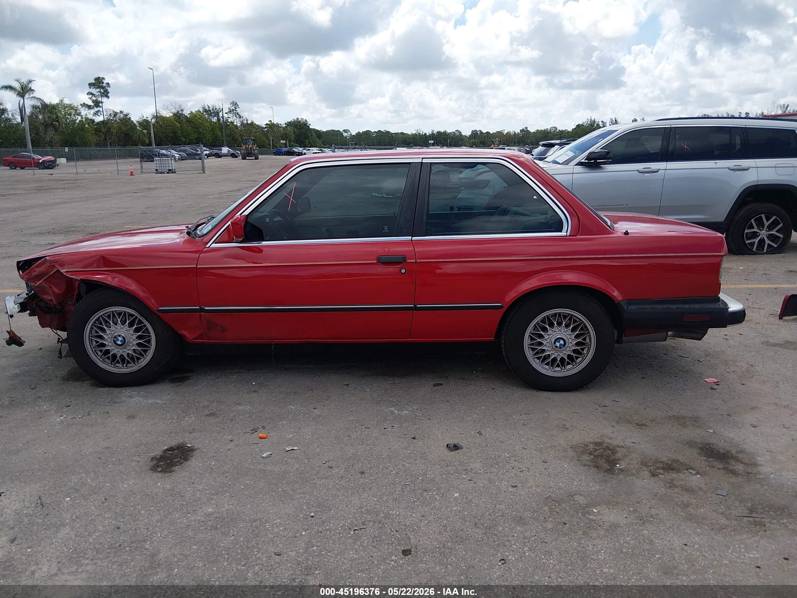 1987 Bmw 325 Is Red vin: WBAAA1304H2323015