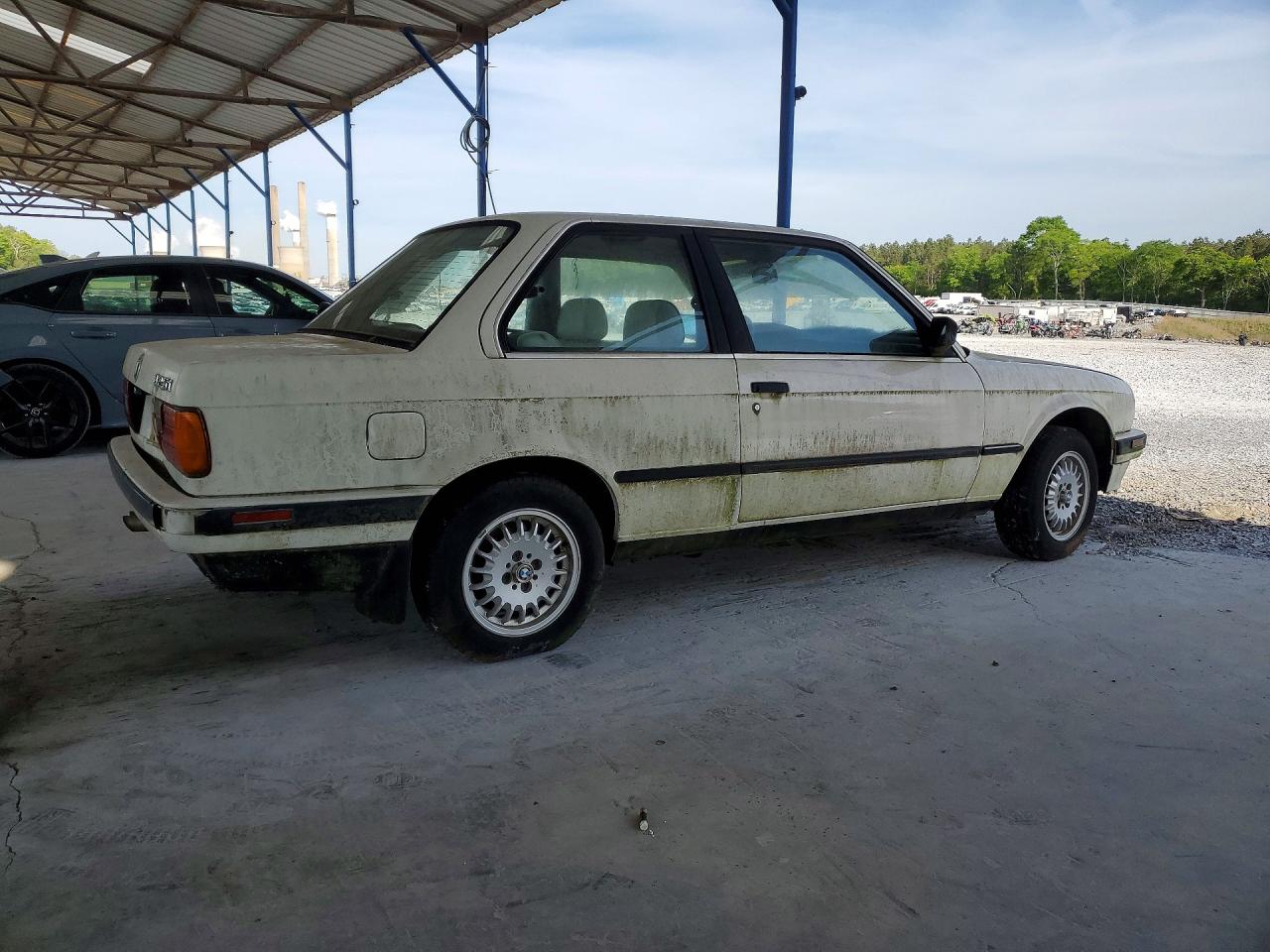 1989 Bmw 325 I White vin: WBAAA1309K4204999