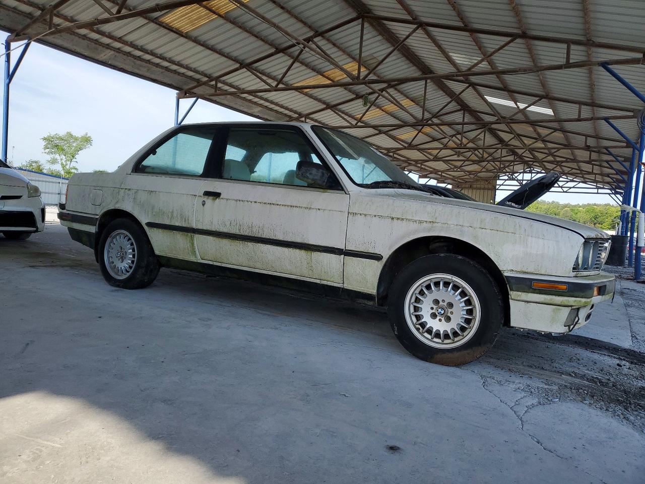 1989 Bmw 325 I White vin: WBAAA1309K4204999