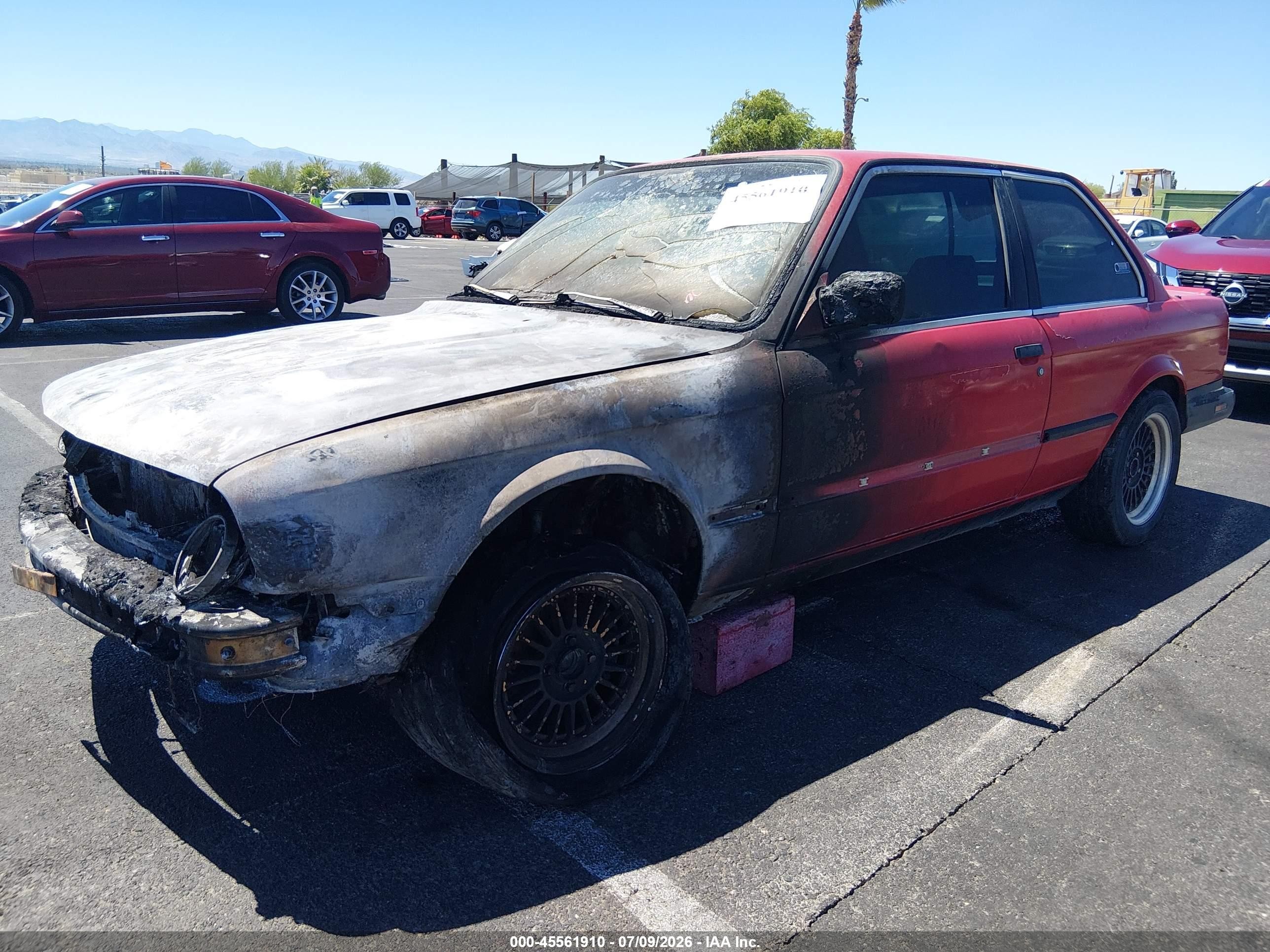 1987 Bmw 325 Is Красный vin: WBAAA130XH2325772