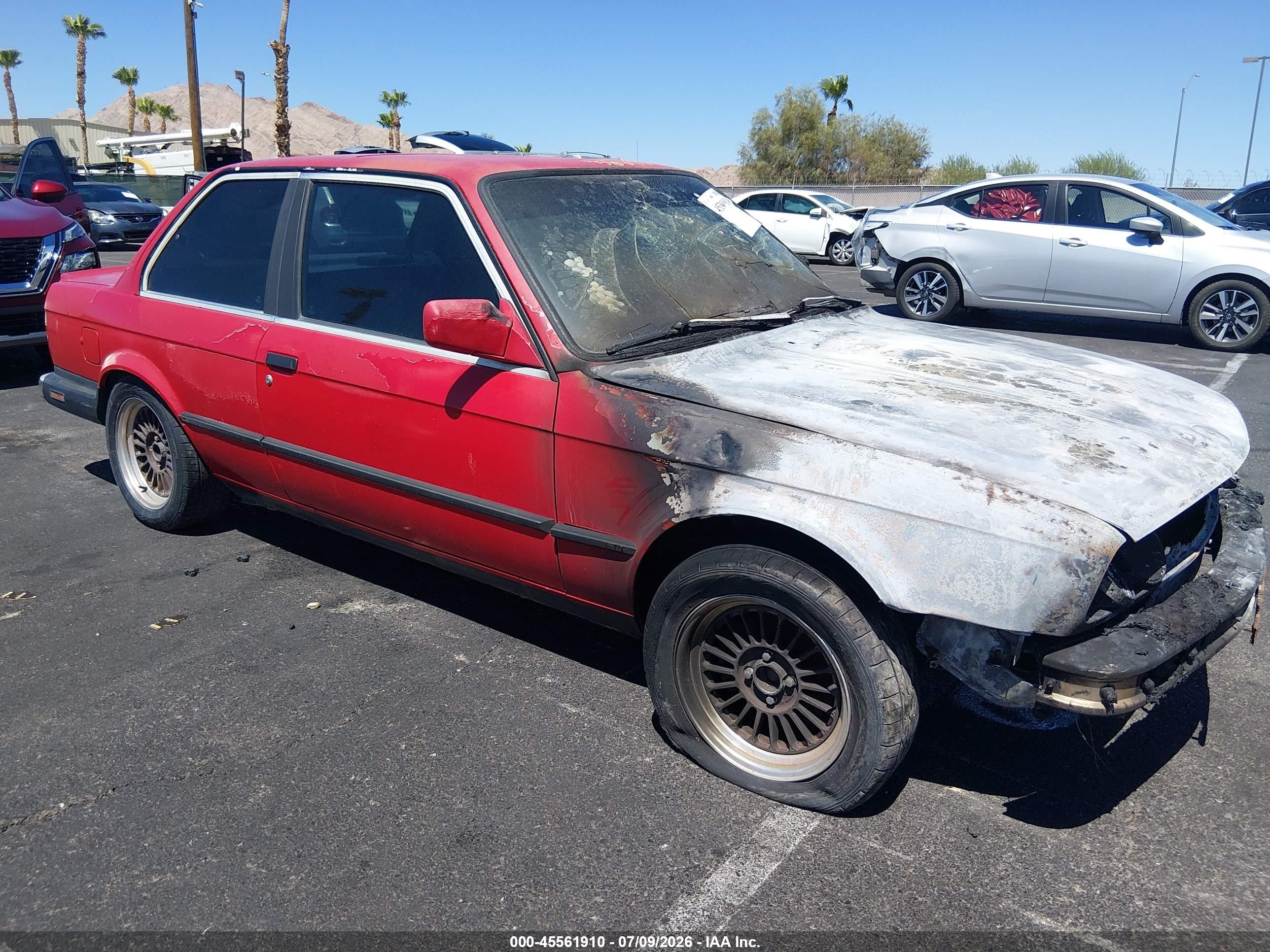 1987 Bmw 325 Is Красный vin: WBAAA130XH2325772
