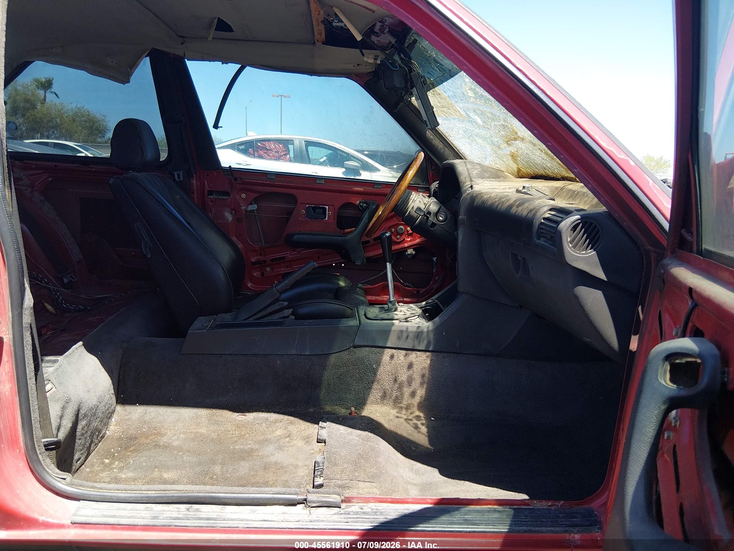 1987 Bmw 325 Is Красный vin: WBAAA130XH2325772