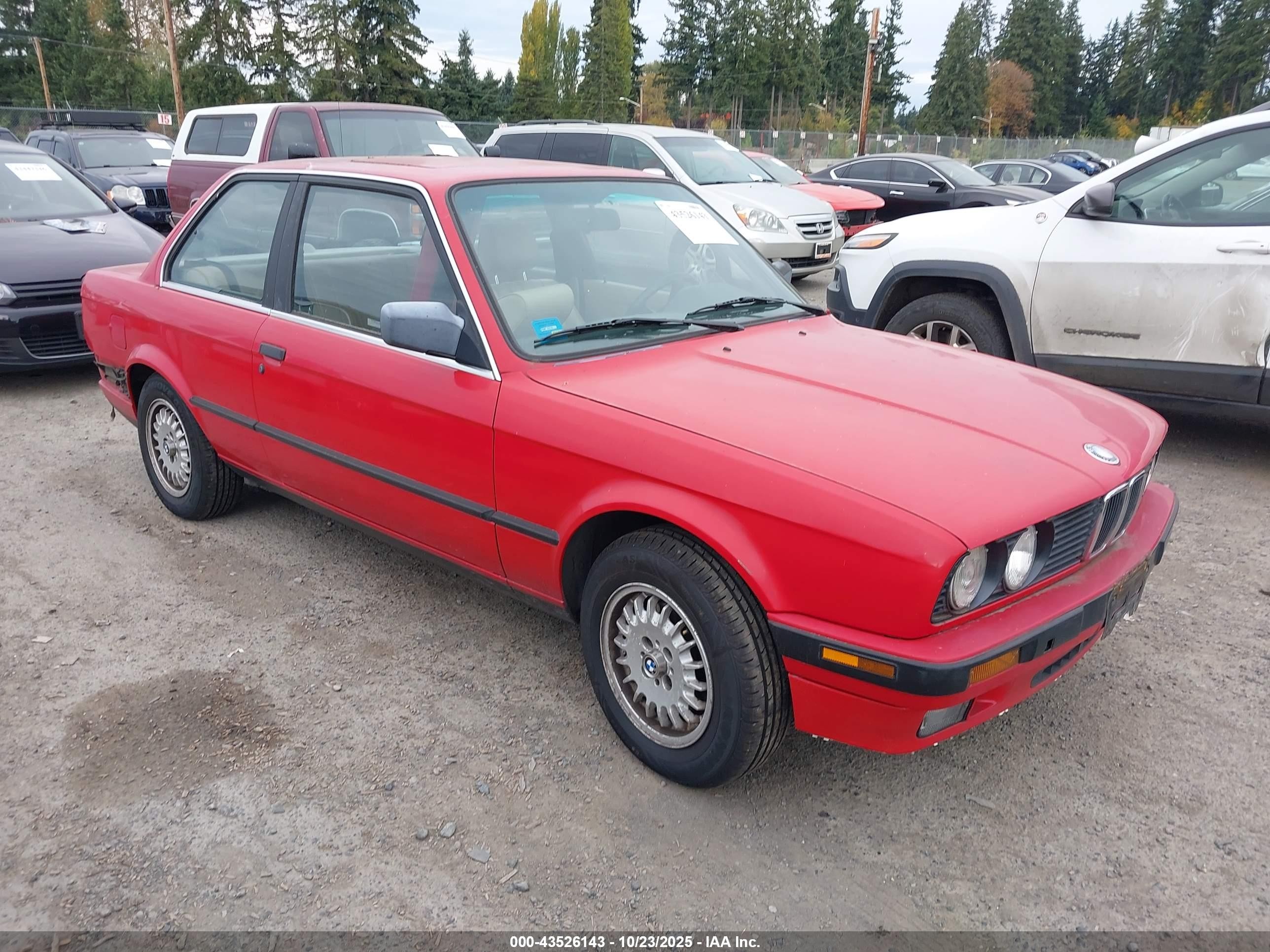 WBAAA2303K8262332