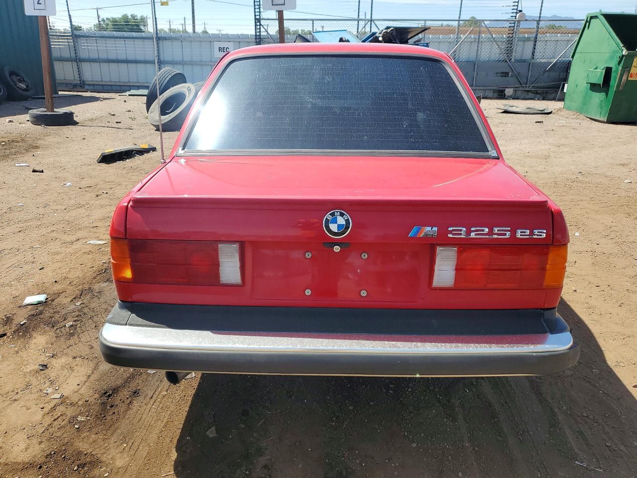 1986 Bmw 325 E Красный vin: WBAAB5401G9687207