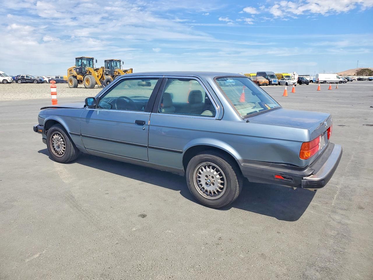 1987 Bmw 325 Base Blue vin: WBAAB5402H9698203