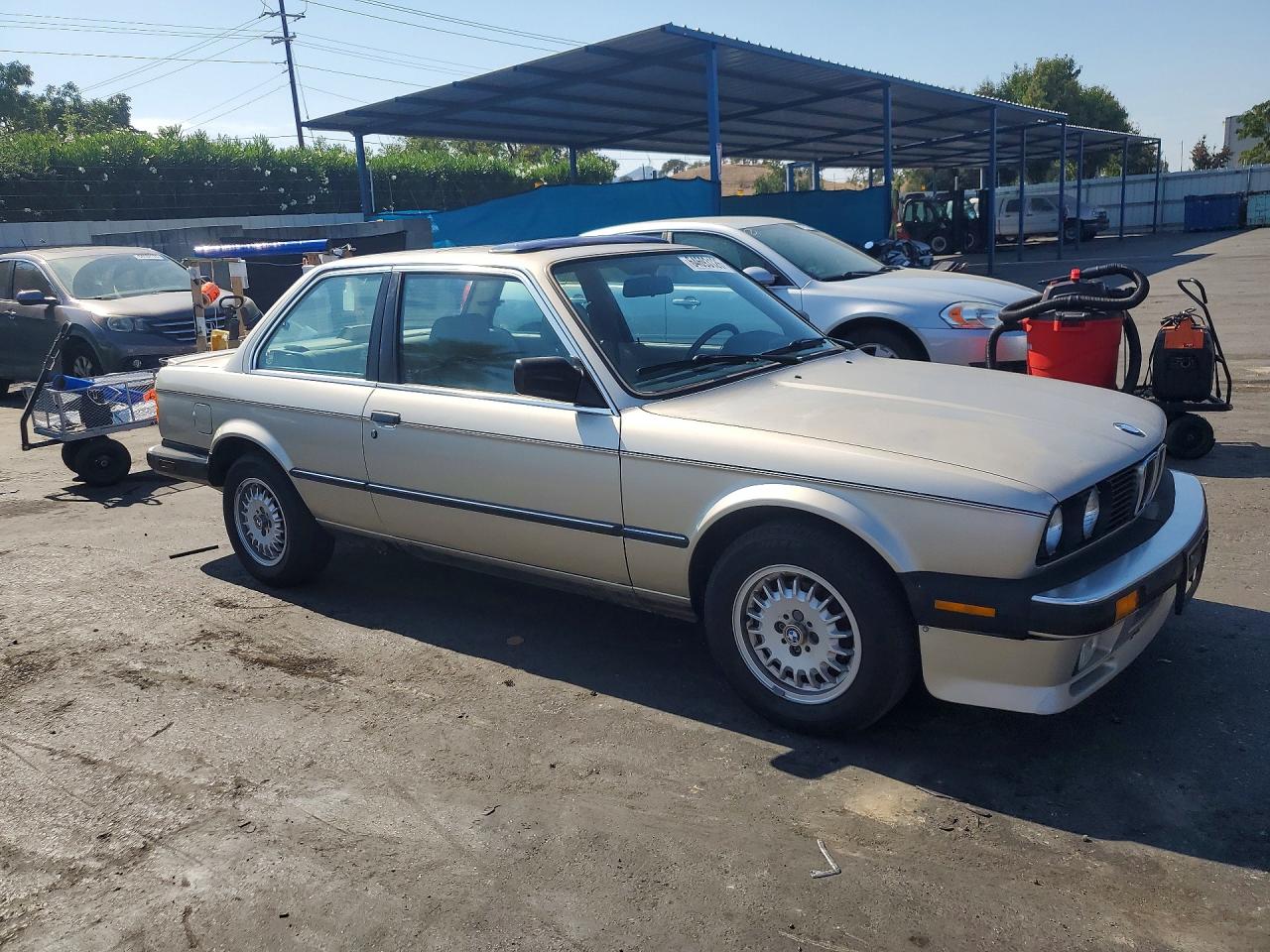 1986 Bmw 325 E Серебряный vin: WBAAB5405G9684178