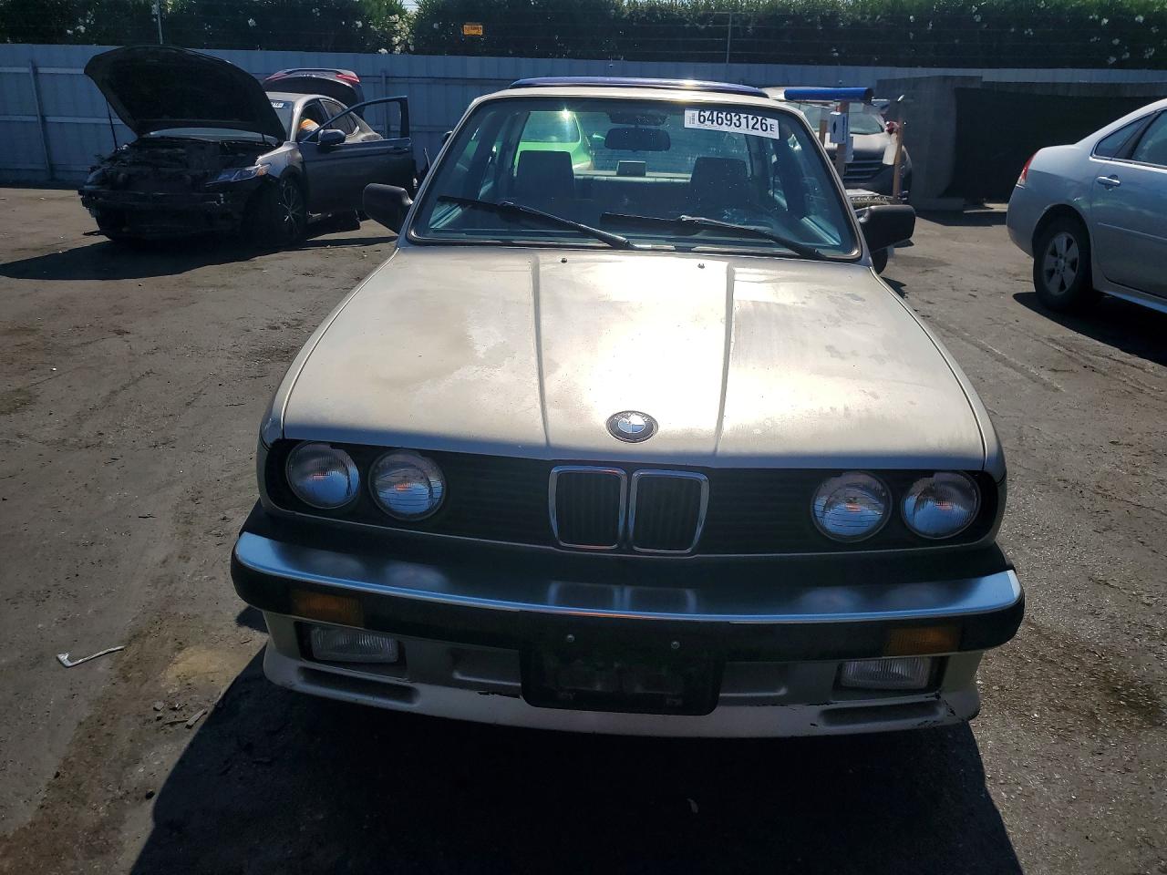 1986 Bmw 325 E Серебряный vin: WBAAB5405G9684178