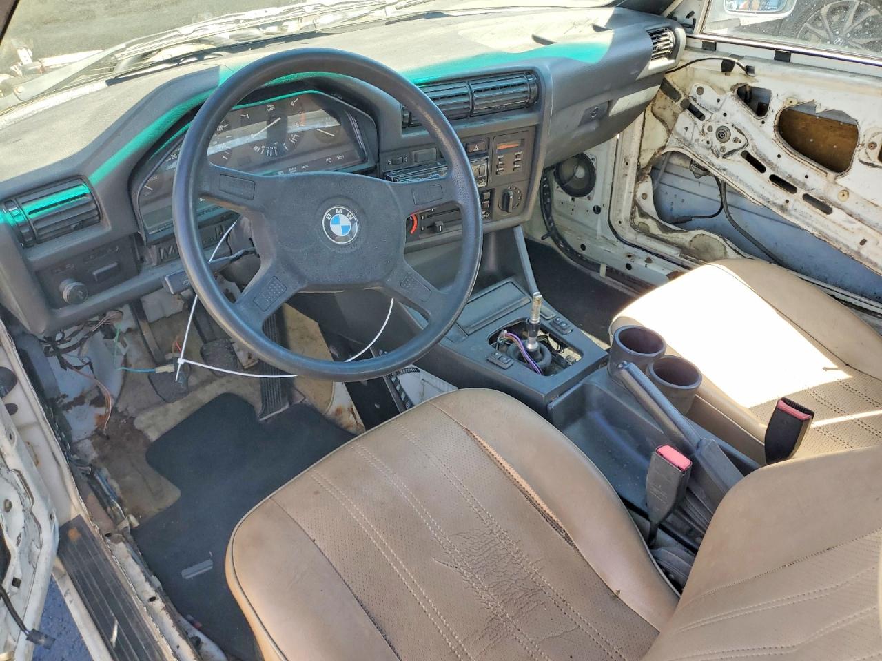 1987 Bmw 325 Base Белый vin: WBAAB5409H9807112