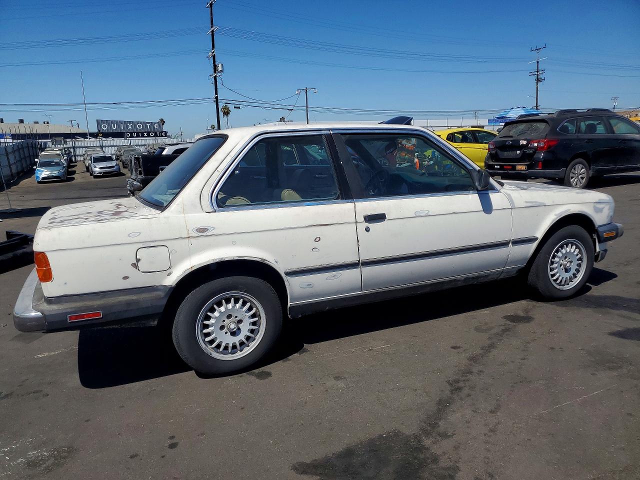1987 Bmw 325 Base Белый vin: WBAAB5409H9807112