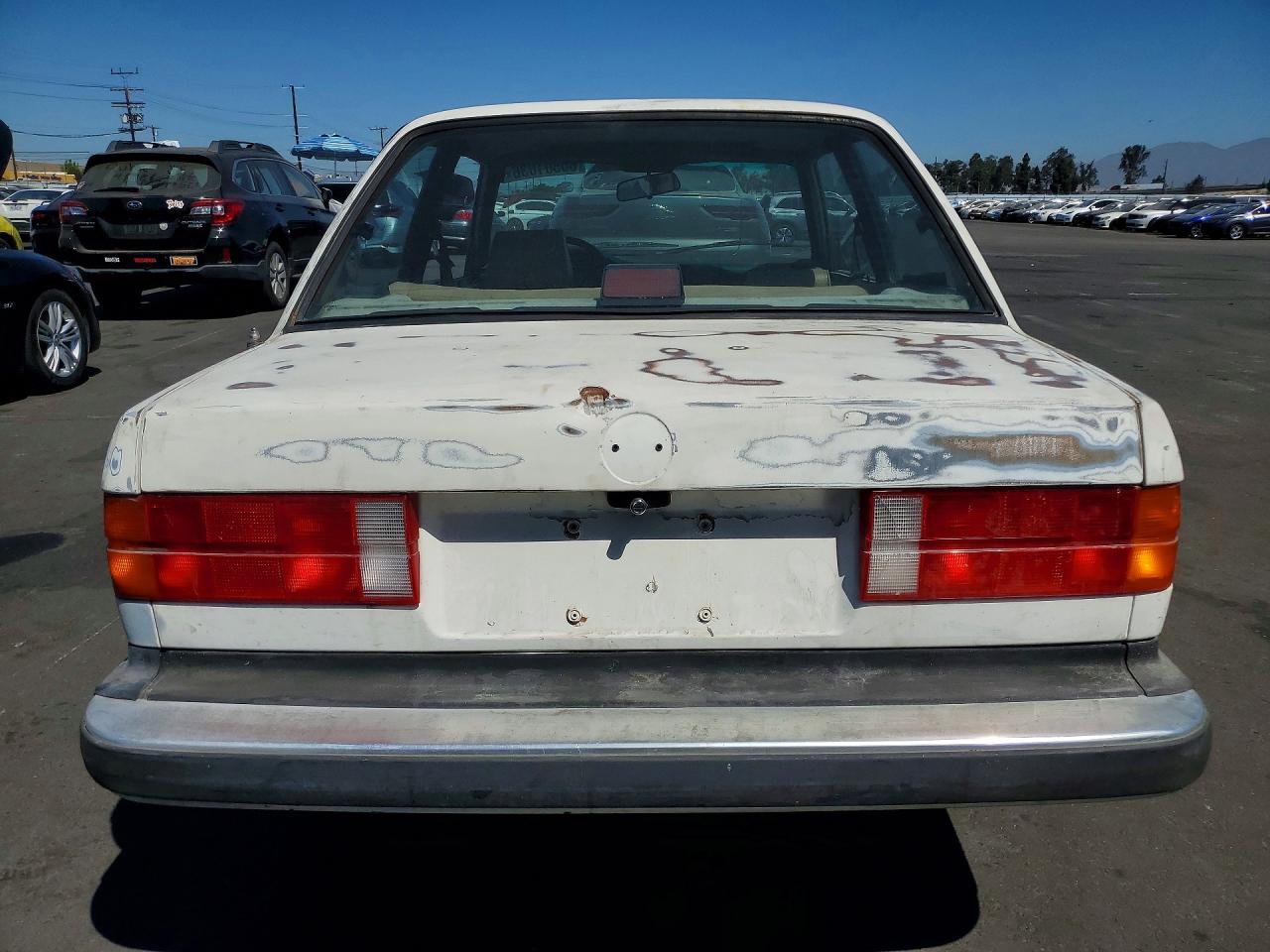 1987 Bmw 325 Base Белый vin: WBAAB5409H9807112