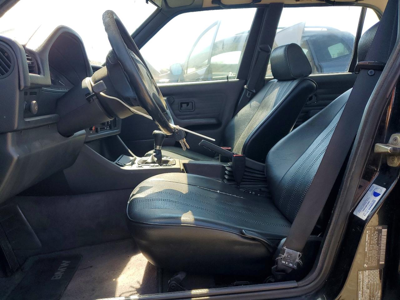 1990 Bmw 325 I Black vin: WBAAD1316LED12754