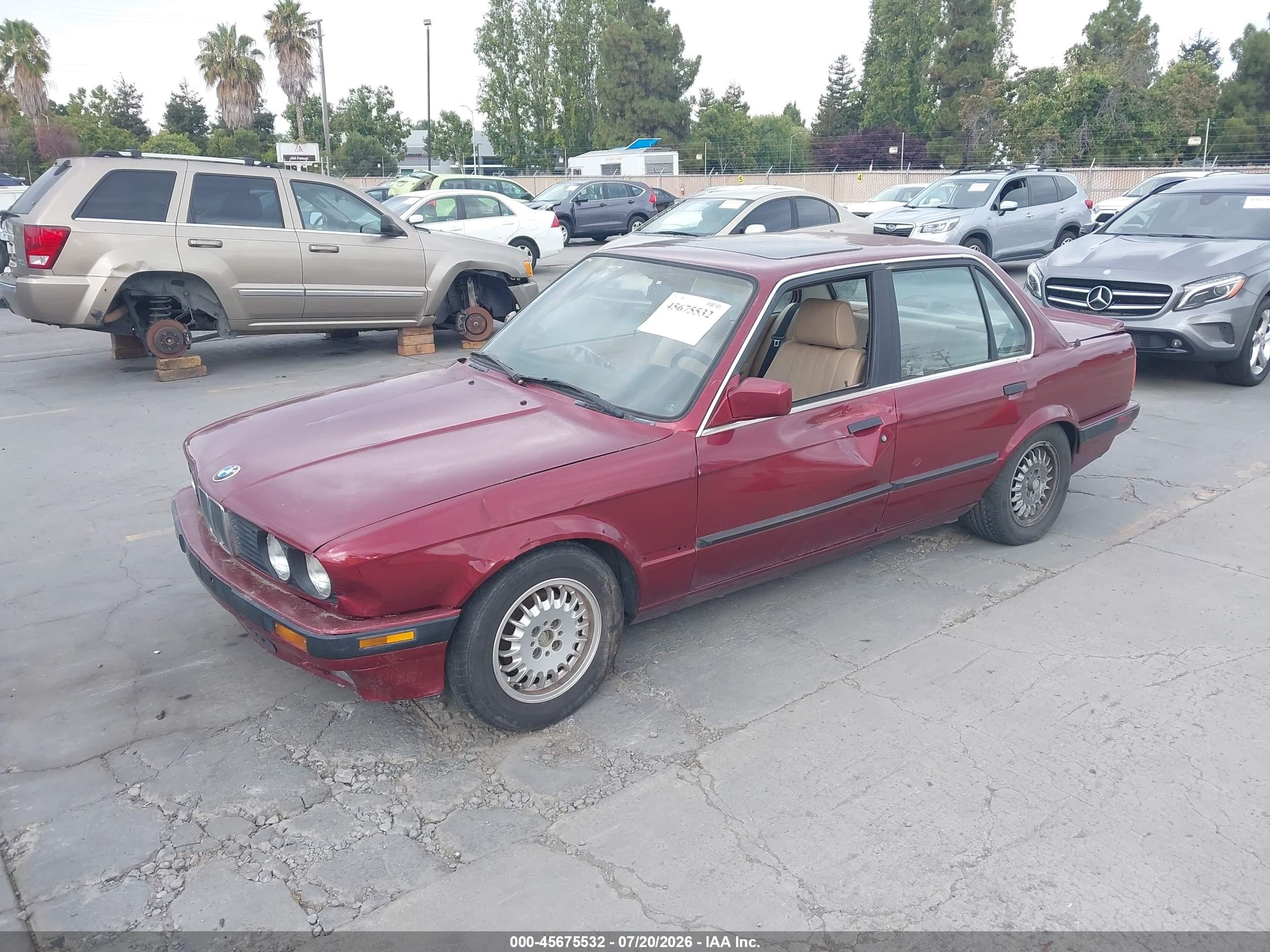 1991 Bmw 325 I Красный vin: WBAAD131XMED14587