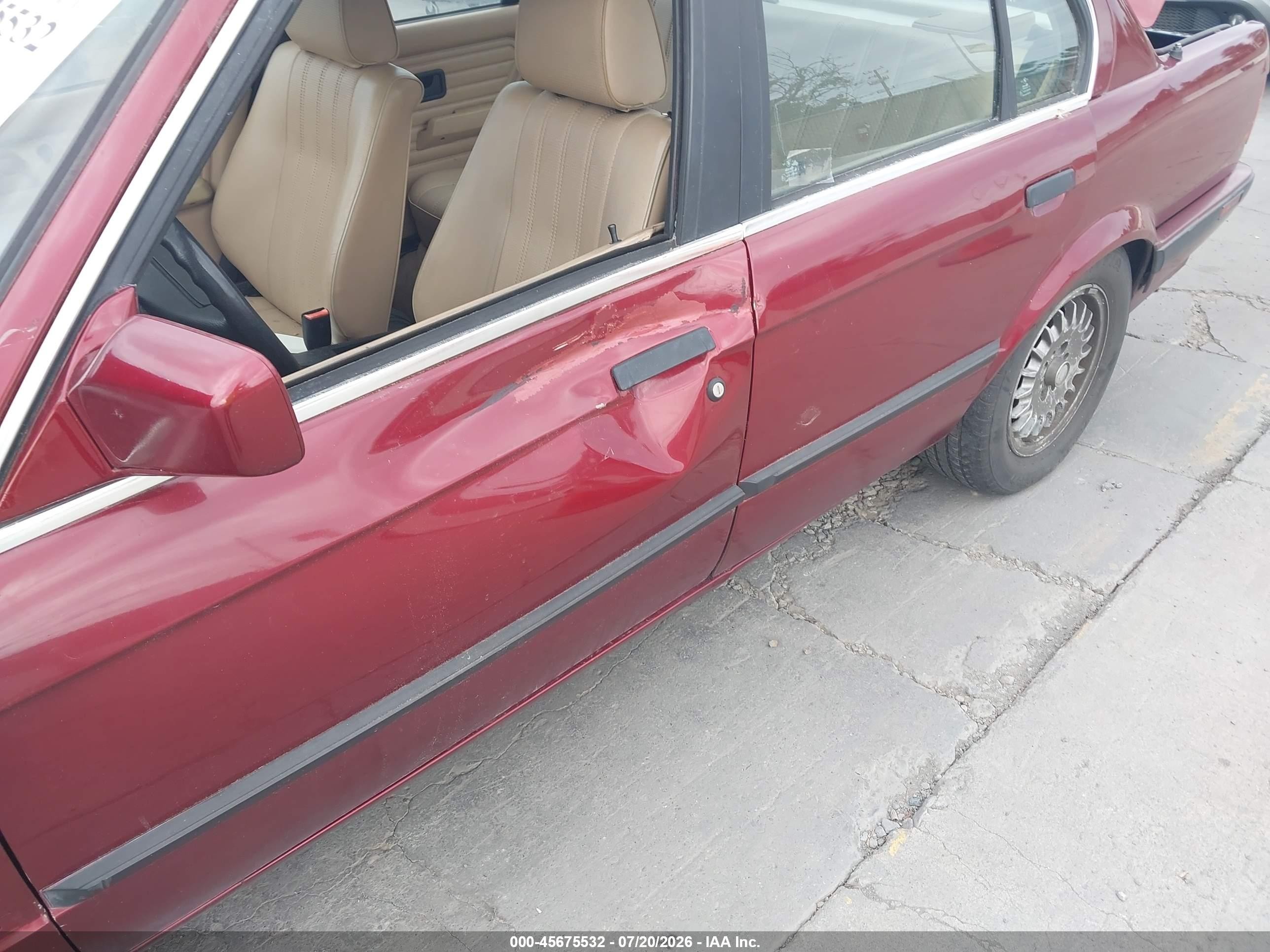 1991 Bmw 325 I Красный vin: WBAAD131XMED14587