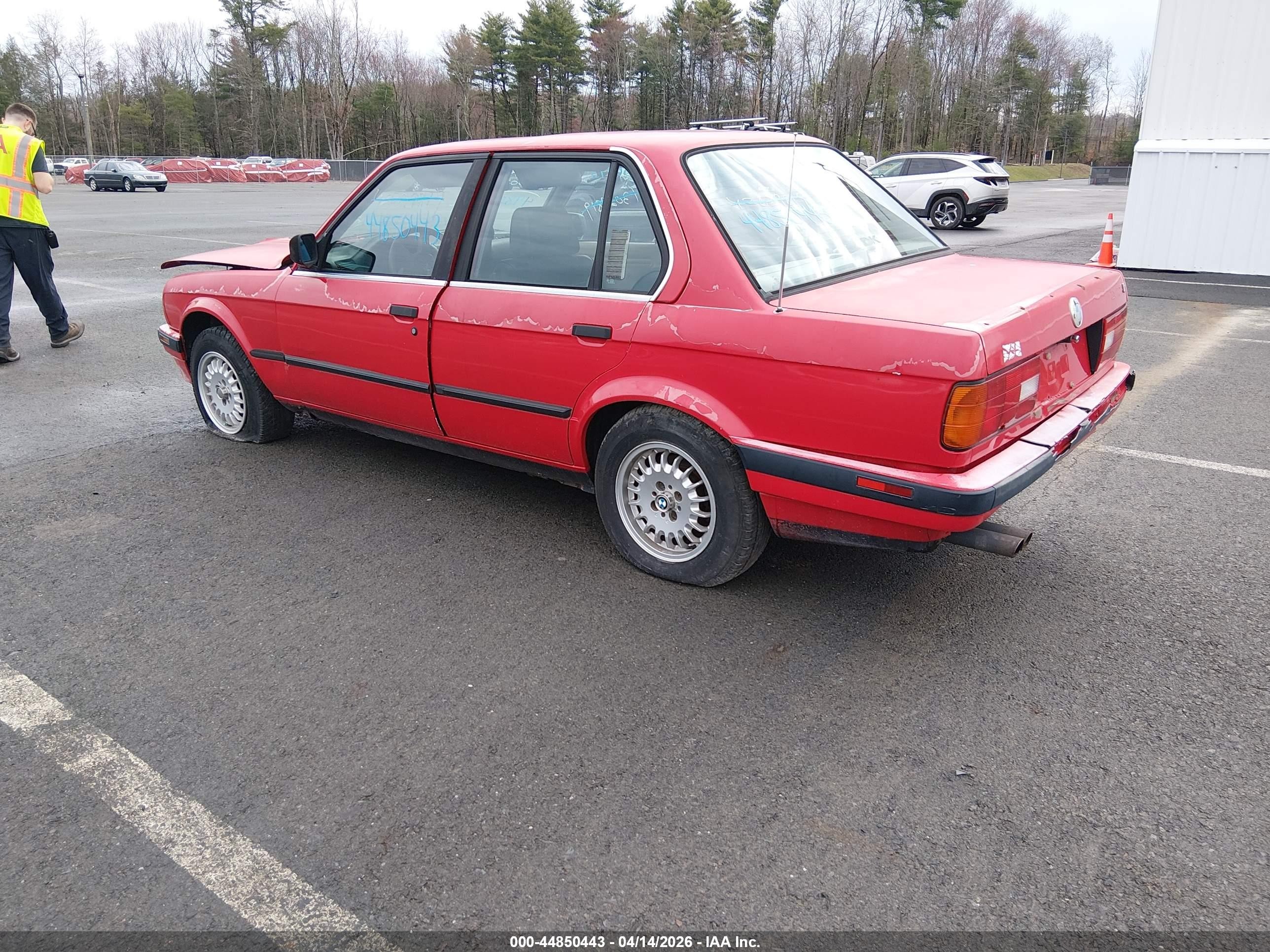 1989 Bmw 325 I Automatic Red vin: WBAAD2302K8846177