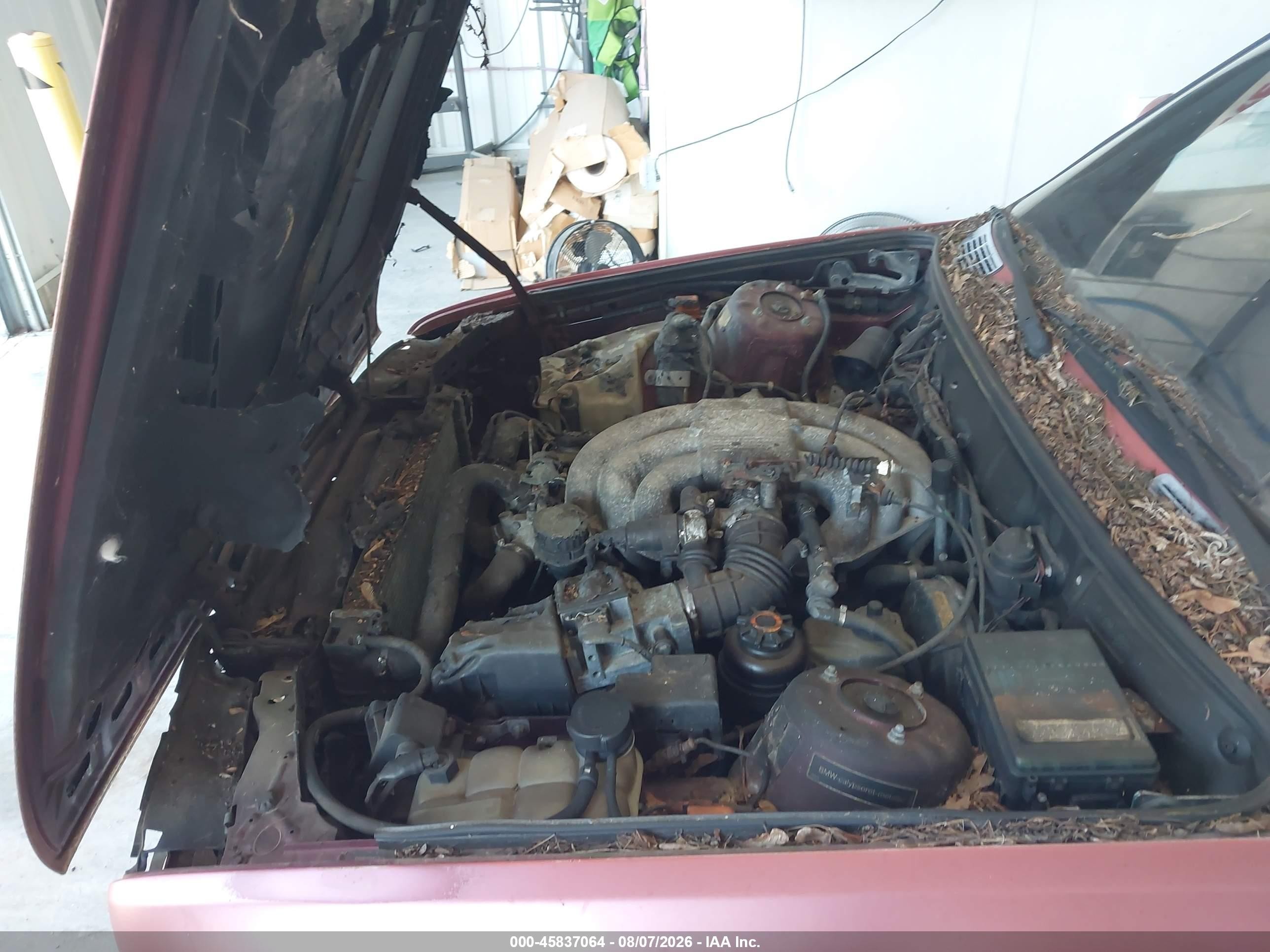 1991 Bmw 325 I Automatic Красный vin: WBAAD2315MED29648