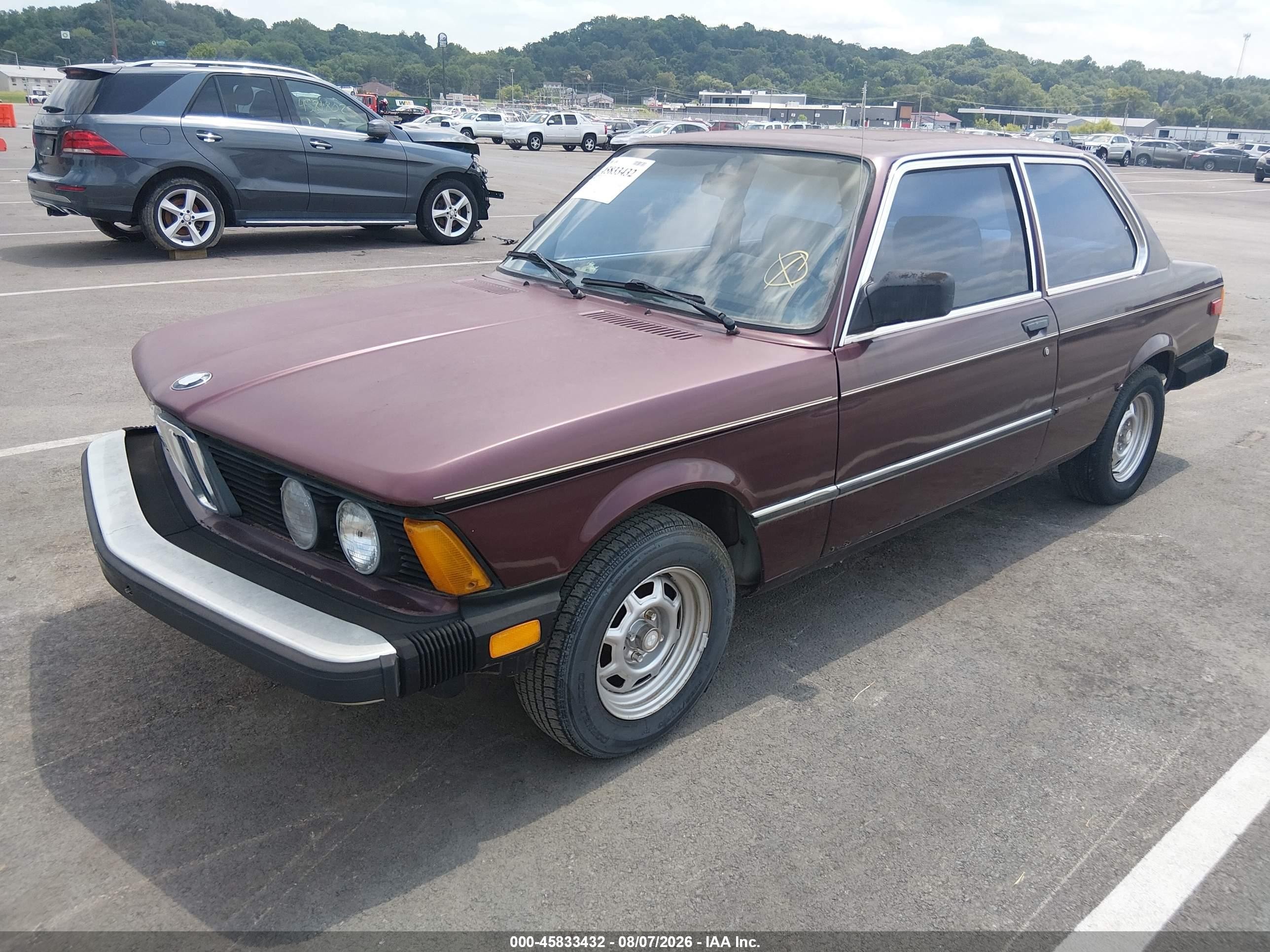 1983 Bmw 320 I Purple vin: WBAAG3303D9011800