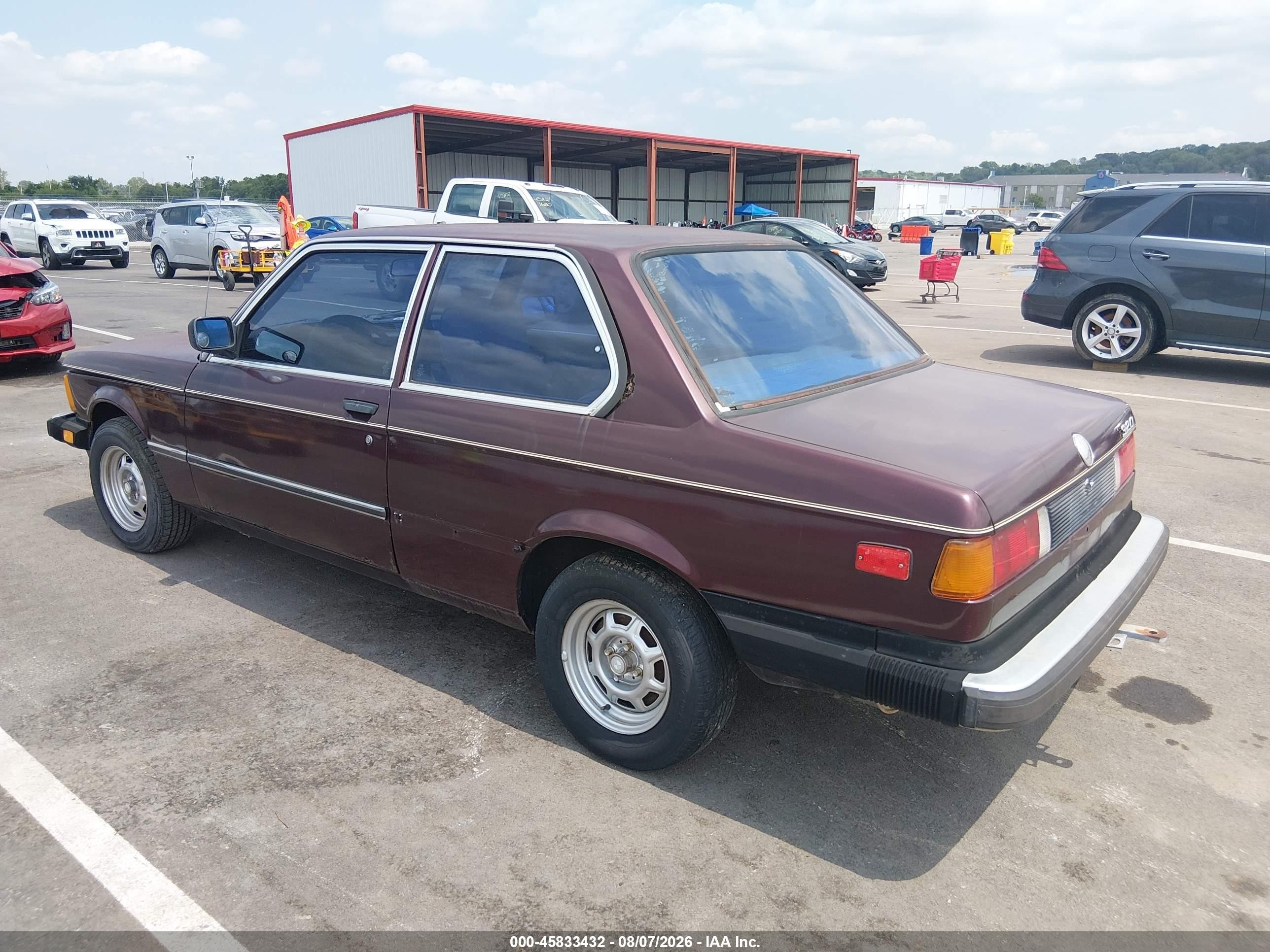 1983 Bmw 320 I Purple vin: WBAAG3303D9011800