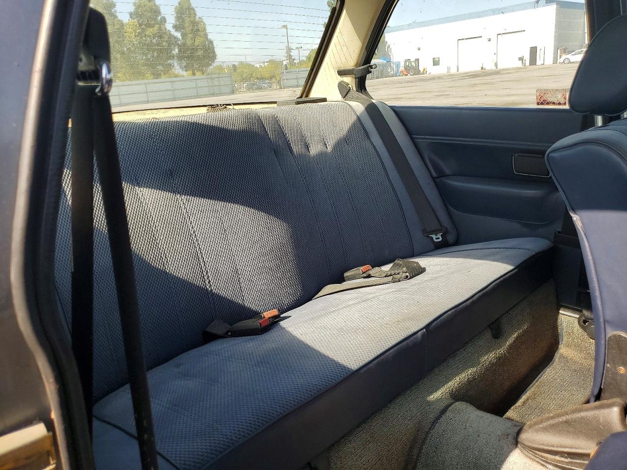 1983 Bmw 320 I Gray vin: WBAAG3307D9006146