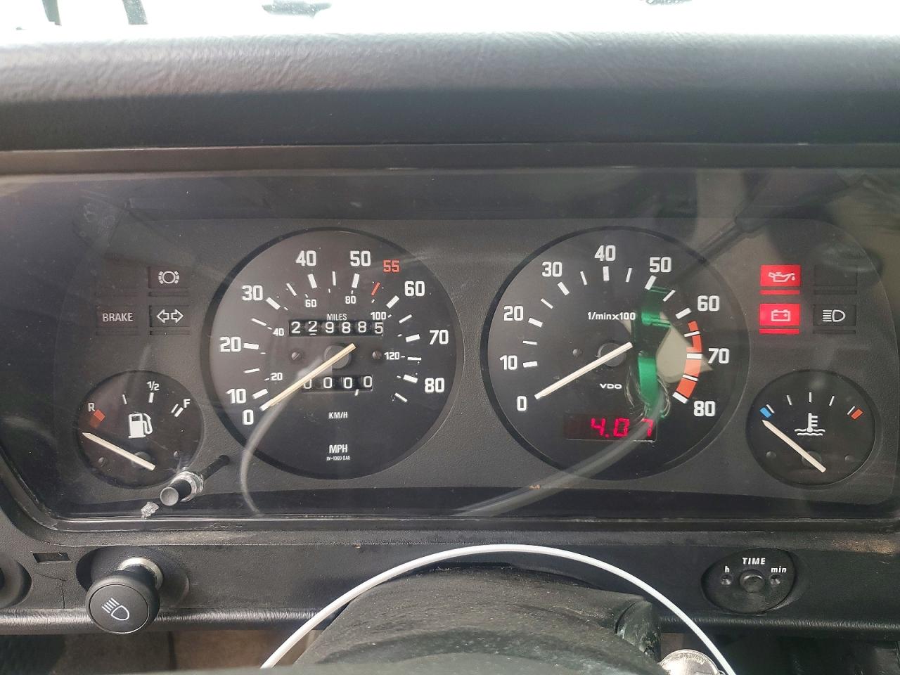 1983 Bmw 320 I Бордовый vin: WBAAG3307D9008043