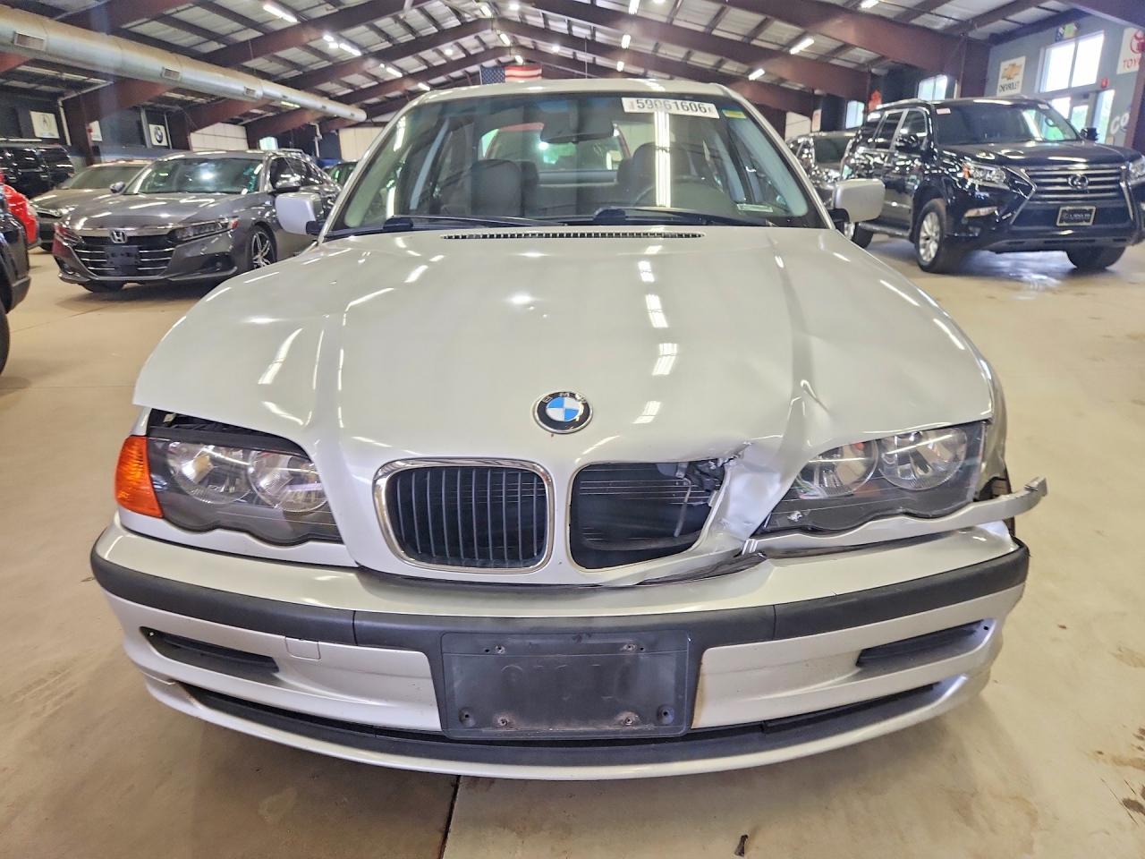 1999 Bmw 323 I Серебряный vin: WBAAM3333XKC61458