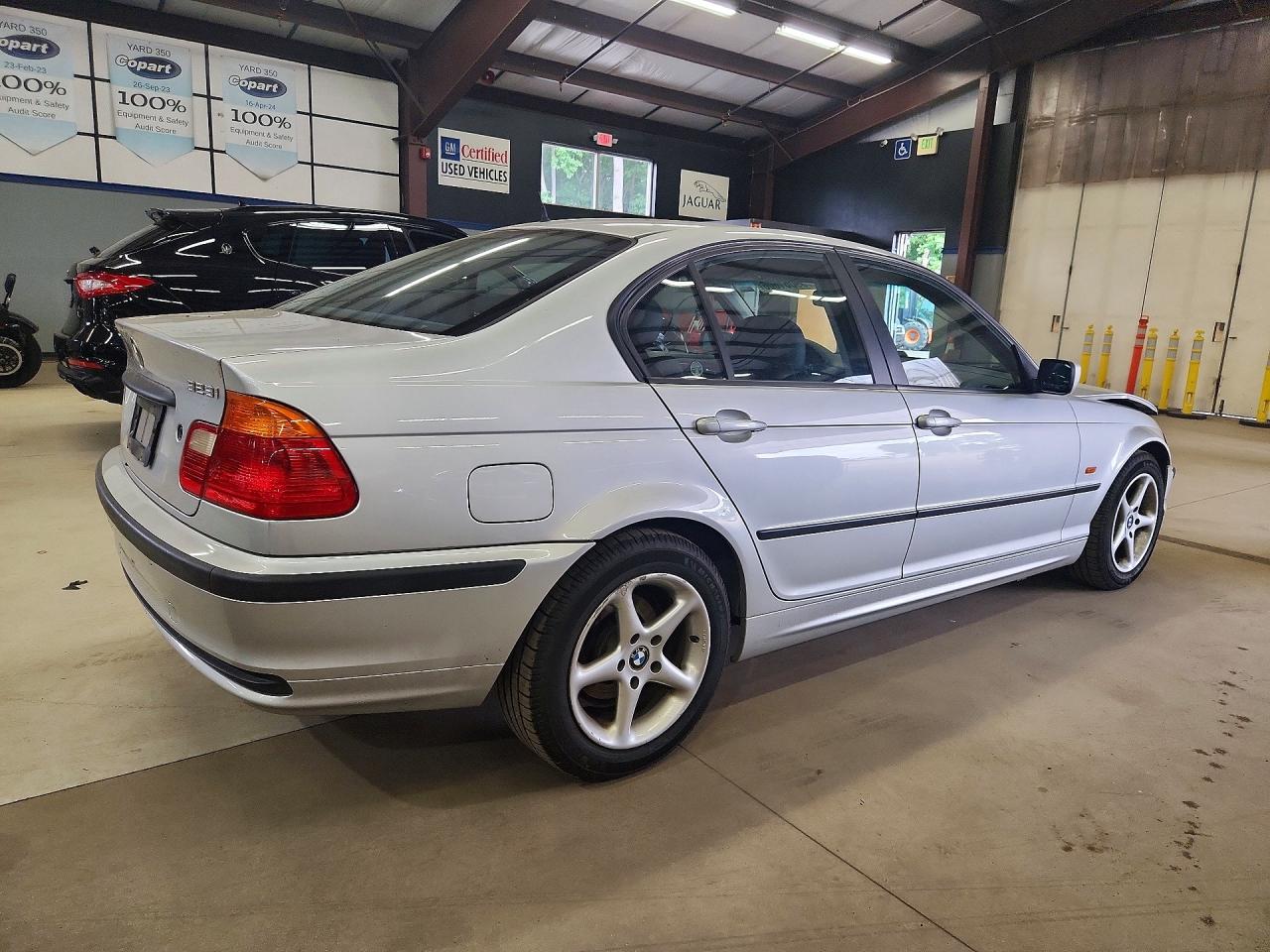 1999 Bmw 323 I Серебряный vin: WBAAM3333XKC61458