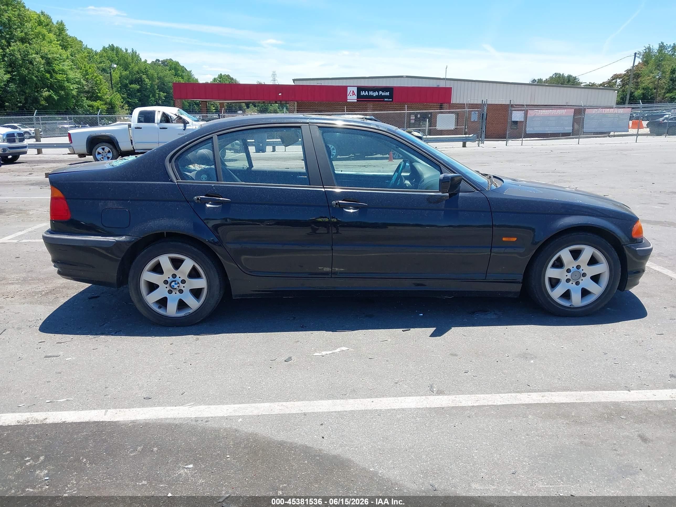 1999 Bmw 323i   Black vin: WBAAM3334XFP62347