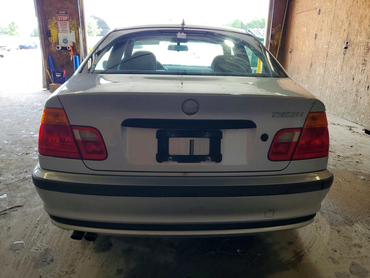 2000 Bmw 323 I Silver vin: WBAAM3341YFP75258