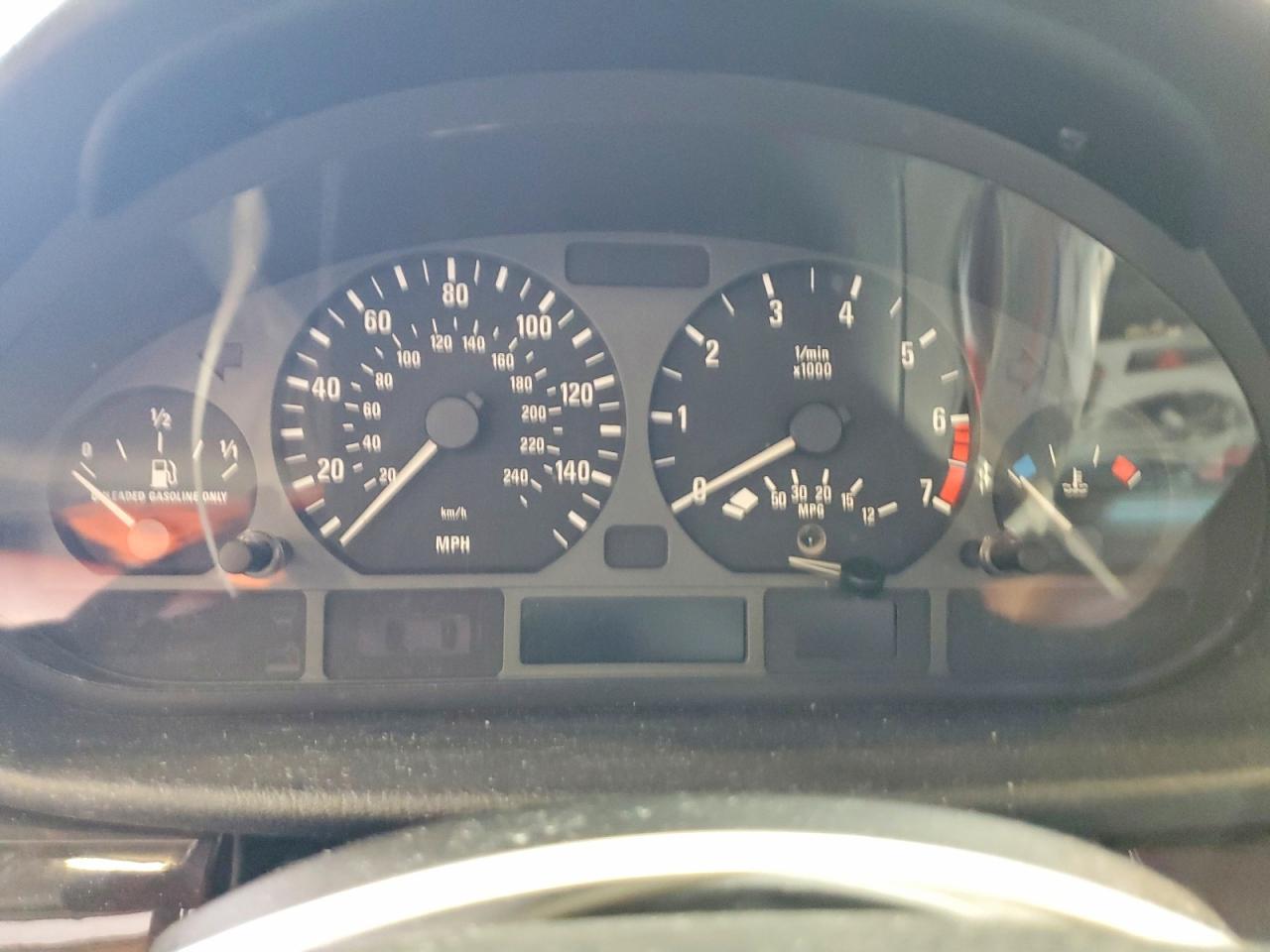 2000 Bmw 323 I Silver vin: WBAAM3341YFP75258