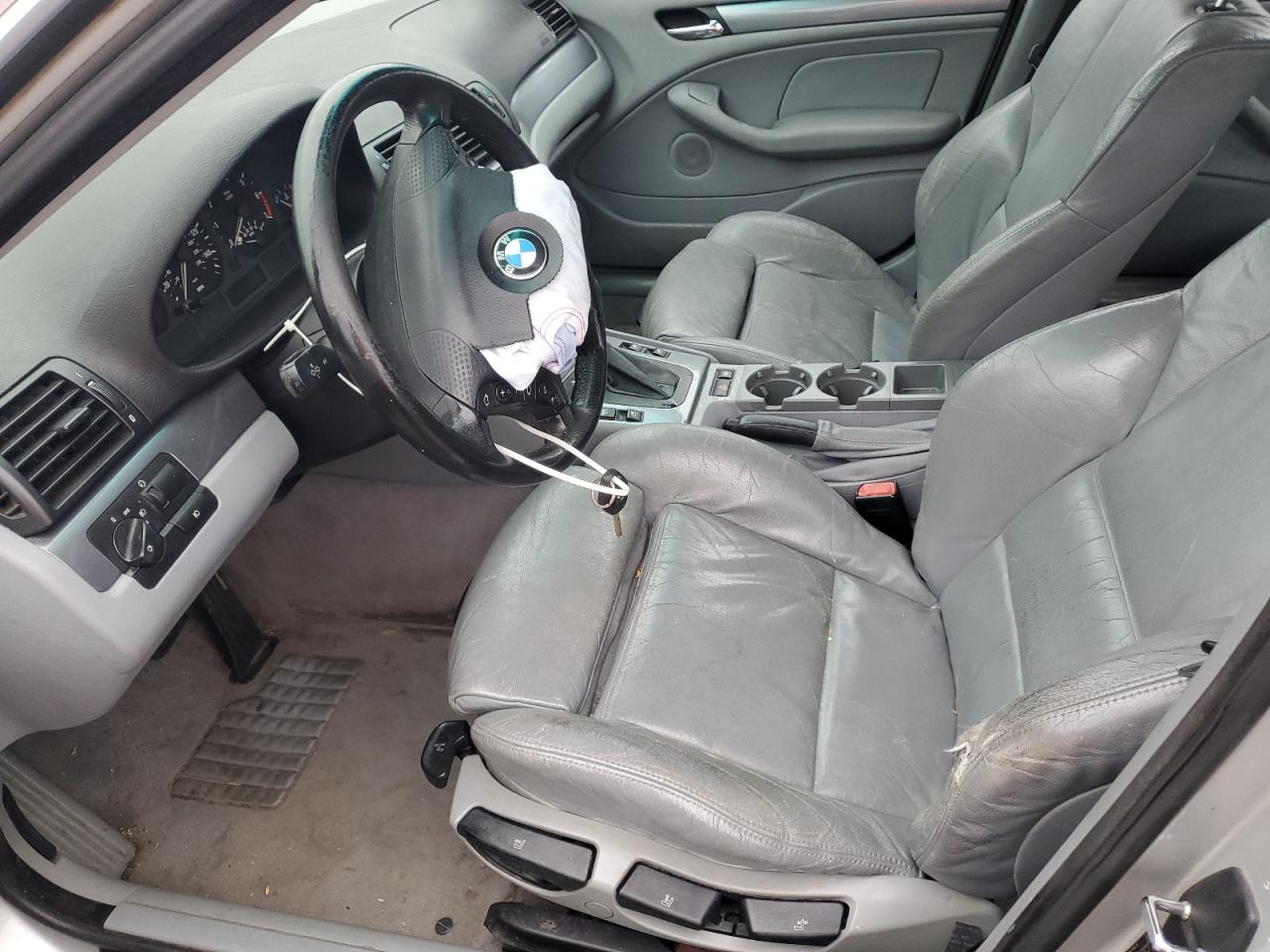 2000 Bmw 323 I Silver vin: WBAAM3343YCB22208