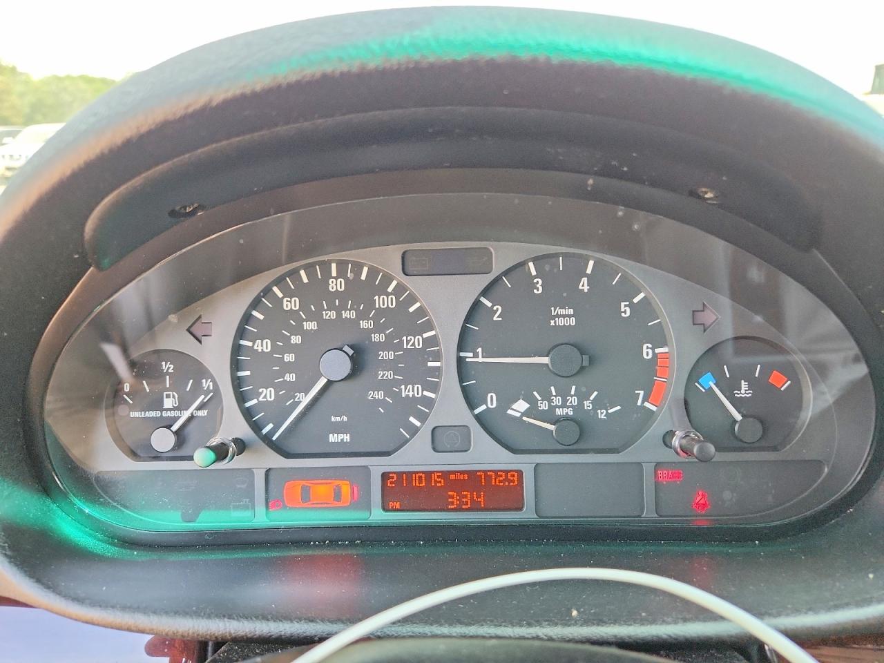 2000 Bmw 323 I Silver vin: WBAAM3345YCD58875