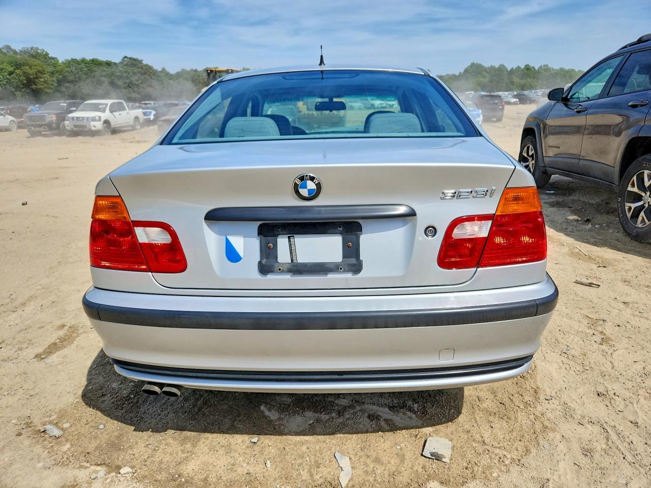 2000 Bmw 323 I Silver vin: WBAAM3345YCD58875